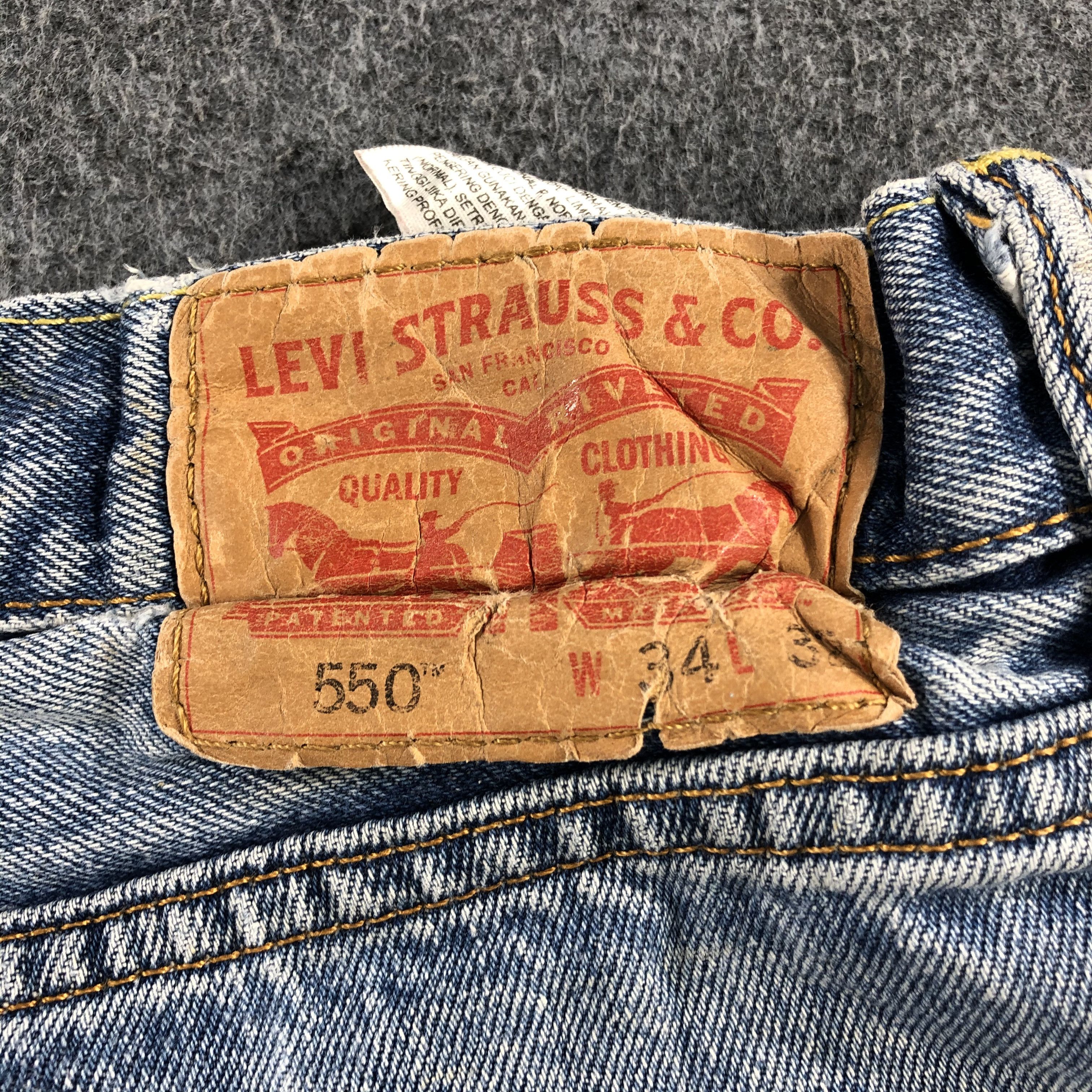 Levi's Vintage Light Wash Levis 550 Jeans-J2056 Size US 33 - 5 Thumbnail