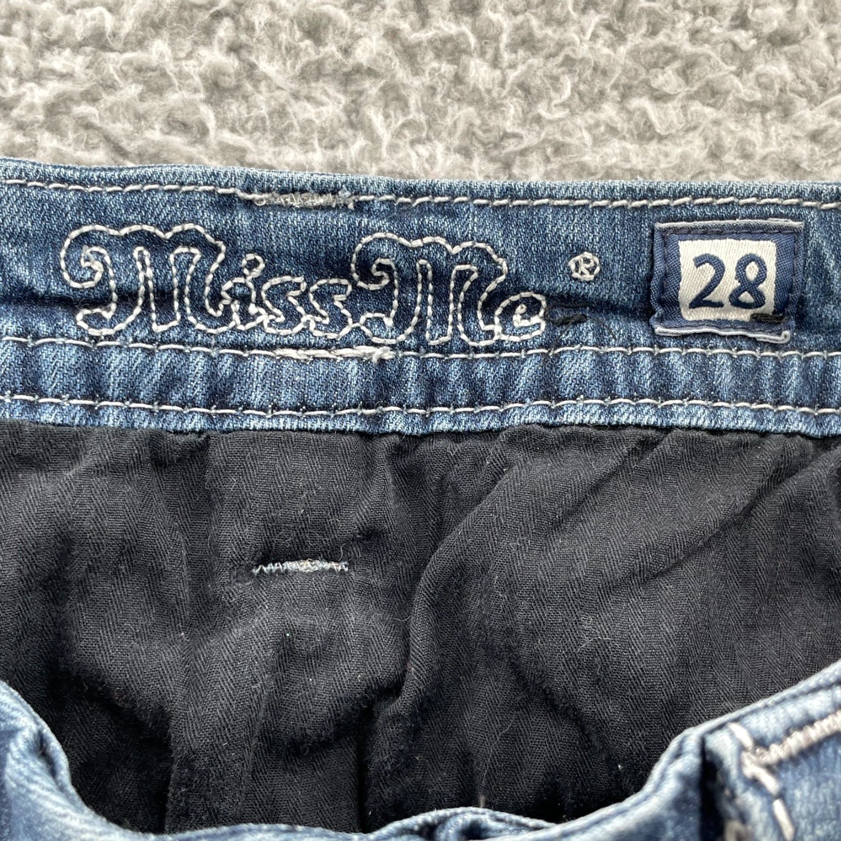Miss Me Miss Me Jean Shorts Womens 30* Y2K Western Rodeo Grunge Daisy Cowboy Preppy 90's Size 30" / US 8 / IT 44 - 7 Thumbnail