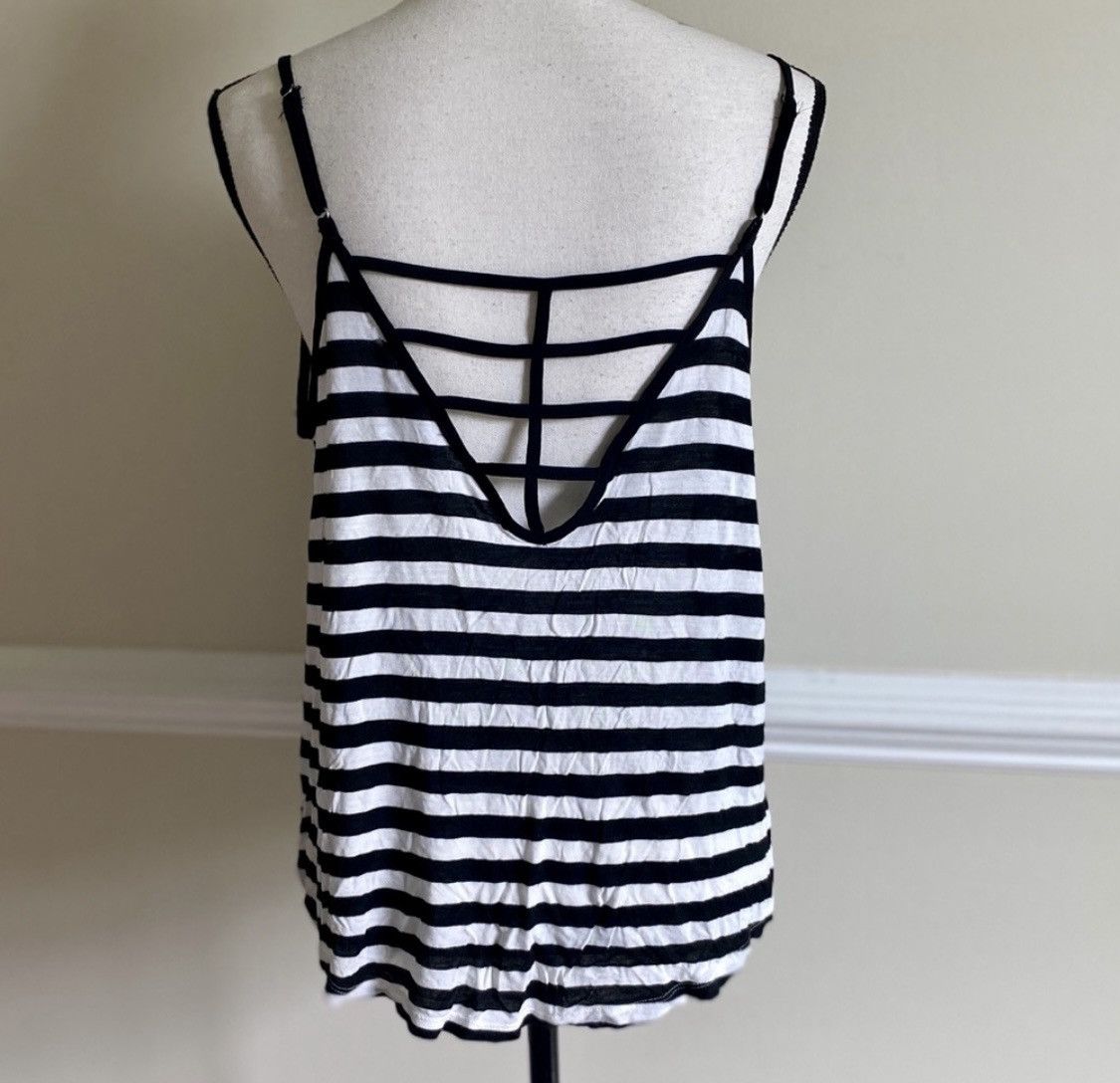 Other CUTOUT OPEN BACK FLOWY CAMI TANK TOP Size M / US 6-8 / IT 42-44 - 2 Thumbnail