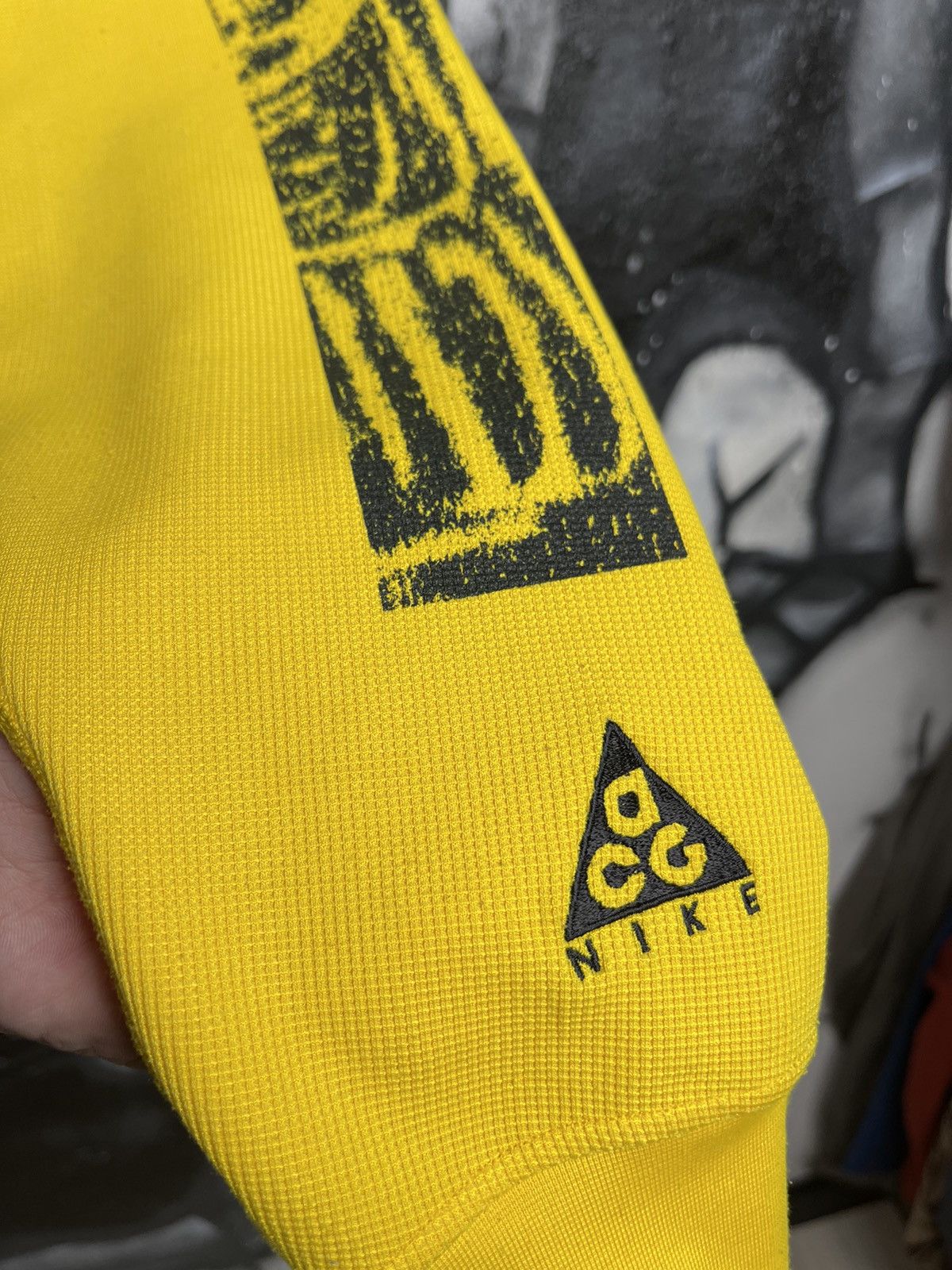 Nike ACG Nike ACG Graphic Print Yellow Waffle Long Sleeve T-Shirt Men’s Size Small Size US S / EU 44-46 / 1 - 11 Thumbnail