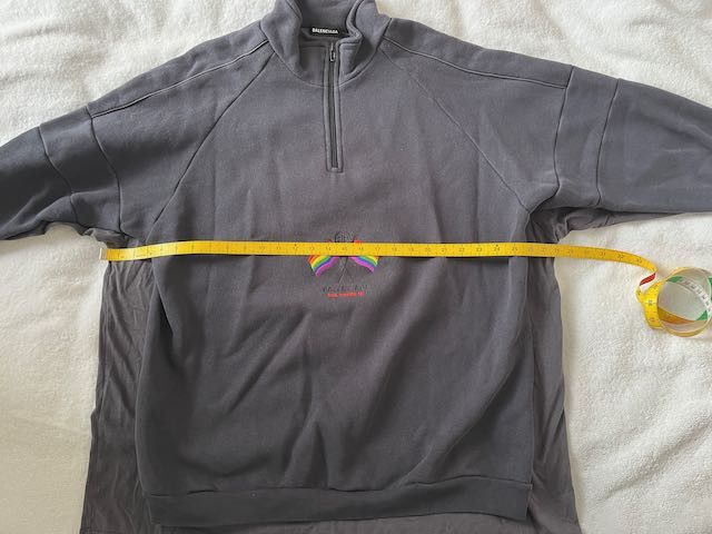 Balenciaga Balenciaga FW18 LGBTQ Flags Hybrid Sweat T-Shirt Size US S / EU 44-46 / 1 - 4 Thumbnail