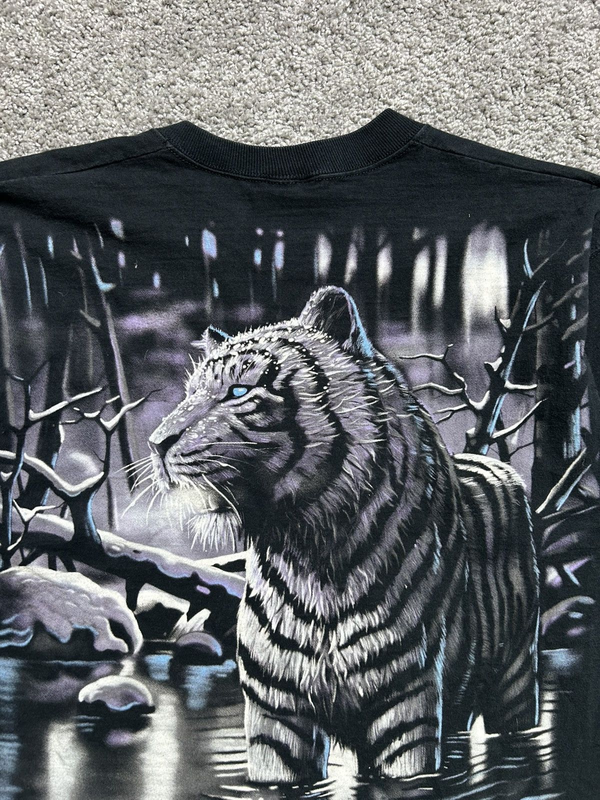 Liquid Blue Vintage 90s Liquid Blue Tiger Tee Made in USA Dated 1996 AOP Size US L / EU 52-54 / 3 - 6 Thumbnail