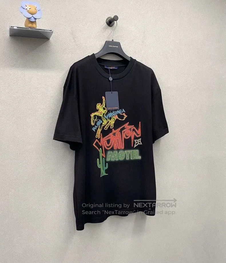 Louis Vuitton Louis Vuitton Black Short Sleeve T-Shirt. Size US L / EU 52-54 / 3 - 4 Thumbnail