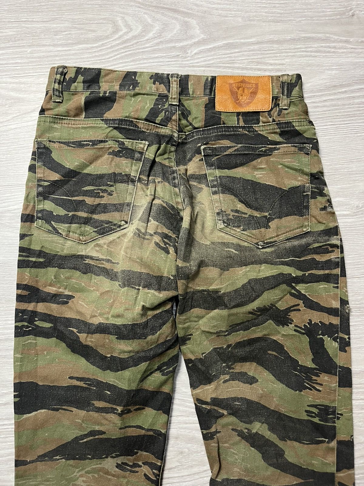Hysteric Glamour Vintage Hysteric Glamour Camouflage Pants Size 28" / US 6 / IT 42 - 2 Thumbnail