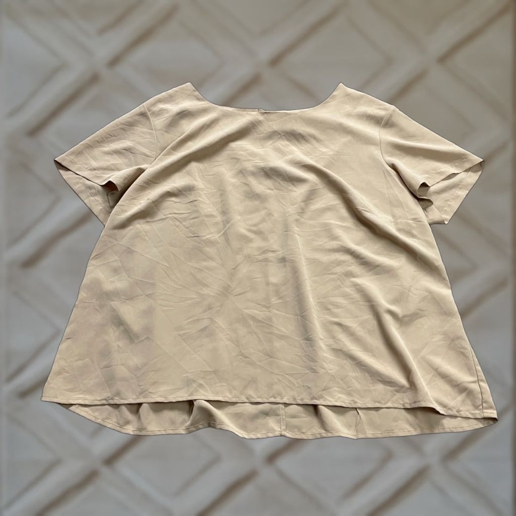 Vintage Notations Blouse Womens 2XL Solid Brown Short Sleeve Round Neck Polyester Top Casual Womens 2XL Brown Short Sleeve Blouse Notations Size XXL / US 16-18 / IT 52-54 - 1 Thumbnail