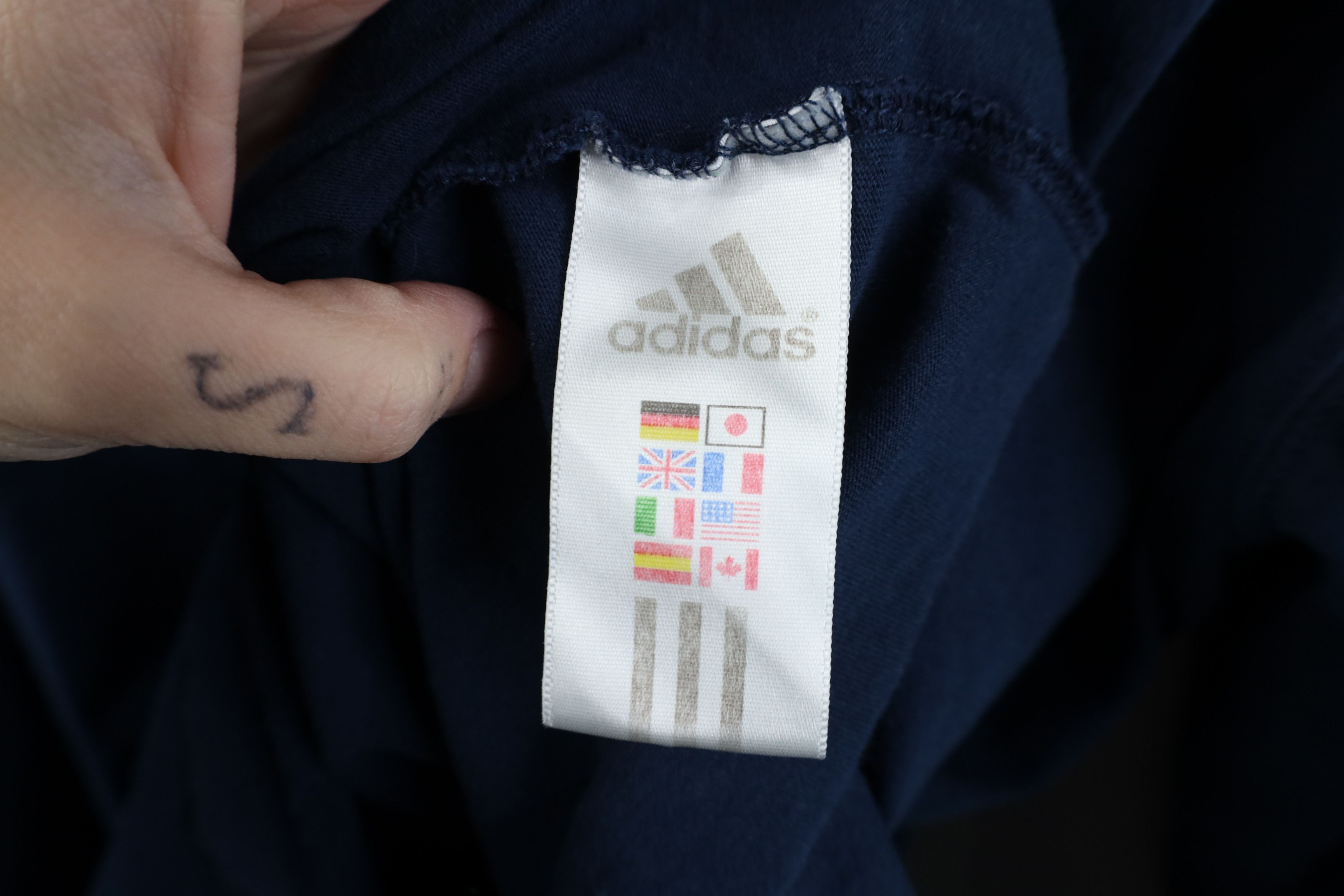 Adidas Vintage Adidas University of Michigan Long Sleeve T-Shirt Size US XXL / EU 58 / 5 - 9 Thumbnail