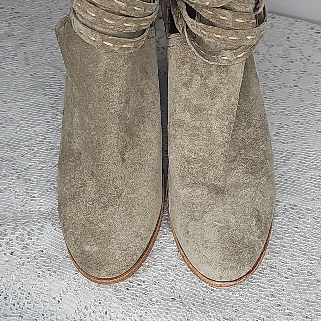 Frye Frye Naomi soft oiled suede block heel ankle boots bootie 11 Size US 11 / IT 41 - 3 Thumbnail
