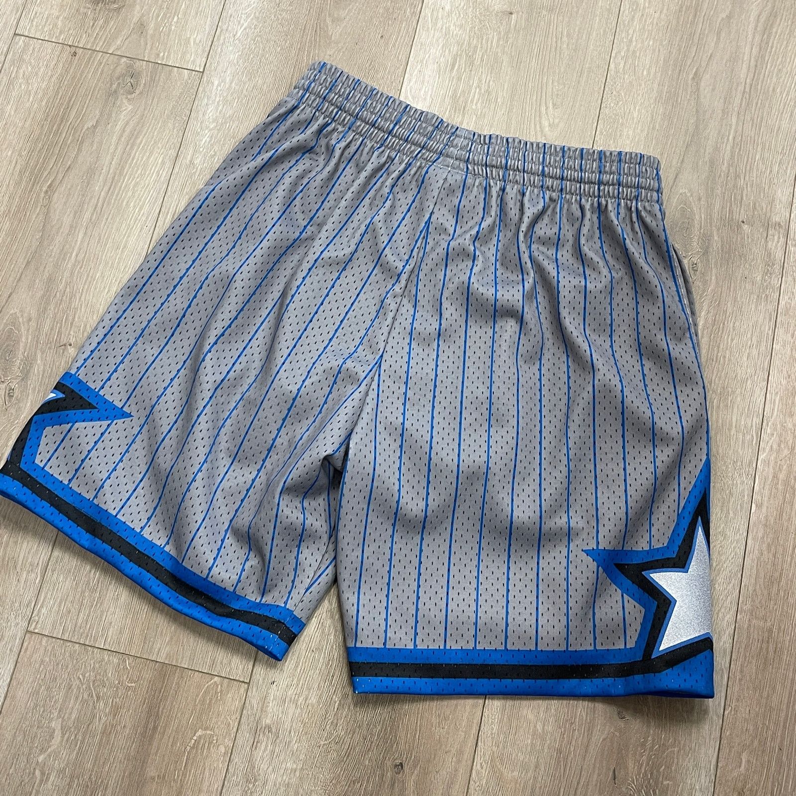 Mitchell & Ness Mens Mitchell & Ness NBA Reload Swingman Short Magic Medium Size US 30 / EU 46 - 6 Thumbnail