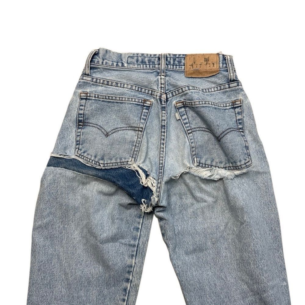 Levi's 90s Vintage Women’s Levi’s Silver Tab straight leg blue jean Size 26" / US 2 / IT 38 - 6 Thumbnail