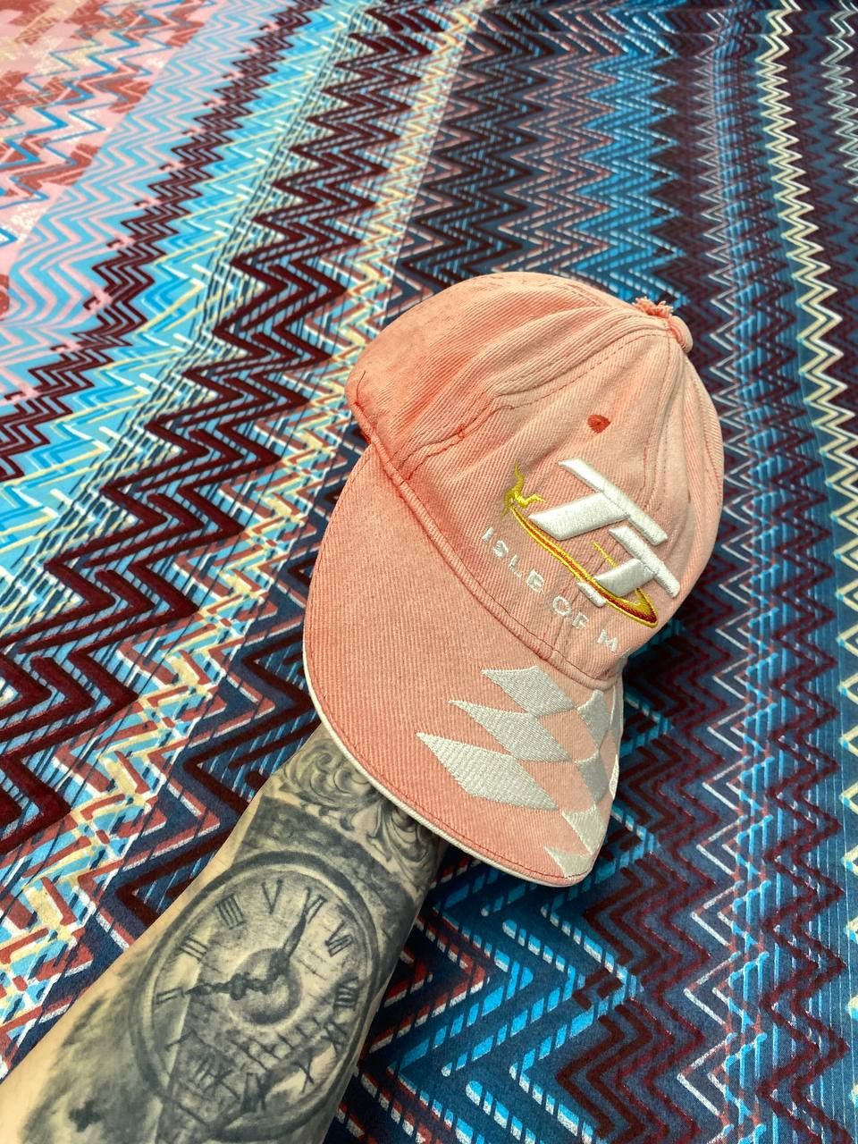 Vintage Hats Vintage cap pink big logo isle of man Y2K Motosport Size ONE SIZE - 9 Thumbnail
