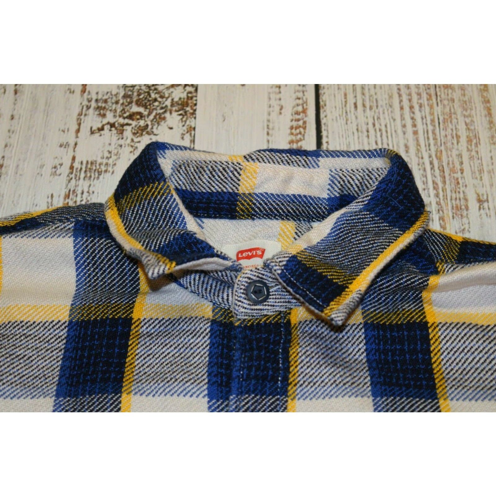 Levi's Levi's Button-Front Shirt Mens Plaid Long Sleeve Size M Blue White Yellow 100% Cotton Collared button-up Vintage: No Size US M / EU 48-50 / 2 - 5 Thumbnail