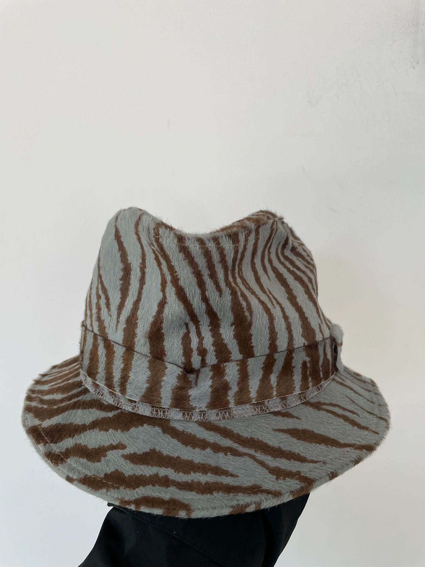 Enro Etro Men's Velvet Printed Top Hat Size 32 - 1 Thumbnail