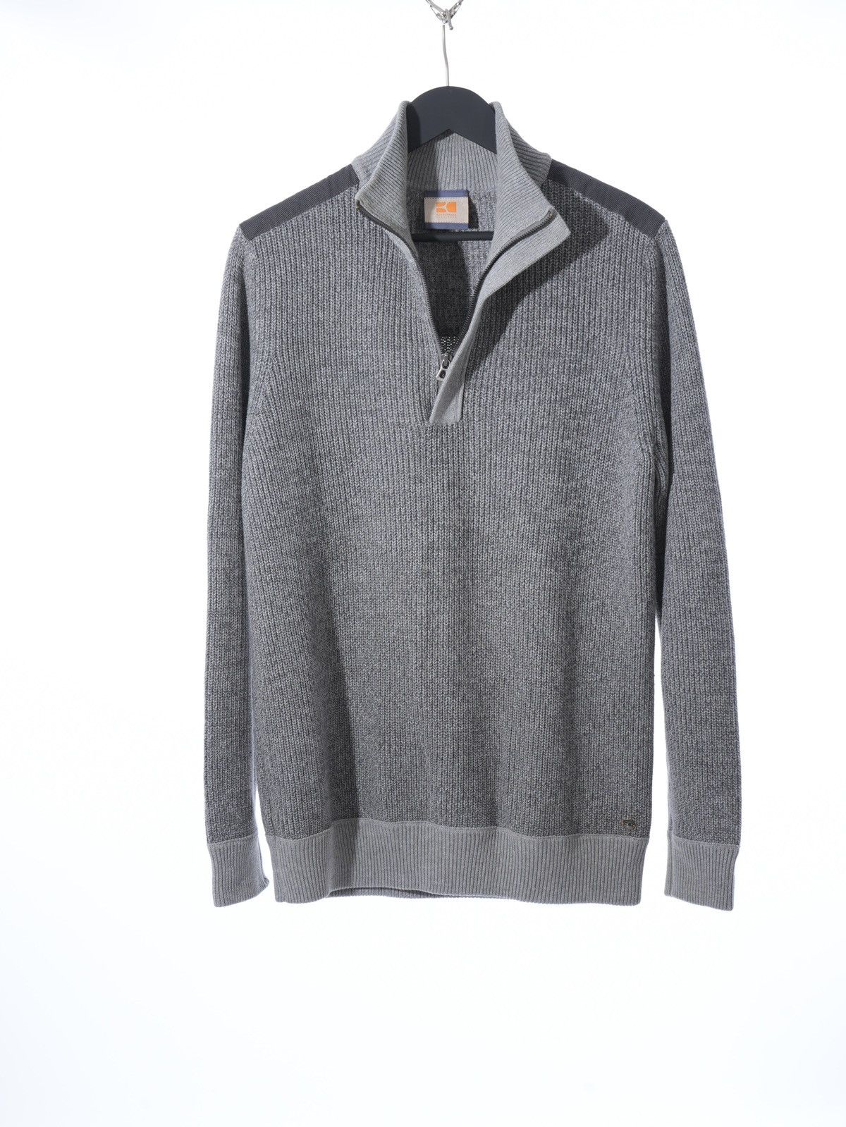 Hugo Boss HUGO BOSS 1/4 Hafl Zip Sweater Cotton Gray Size XL Size US XL / EU 56 / 4 - 5 Thumbnail