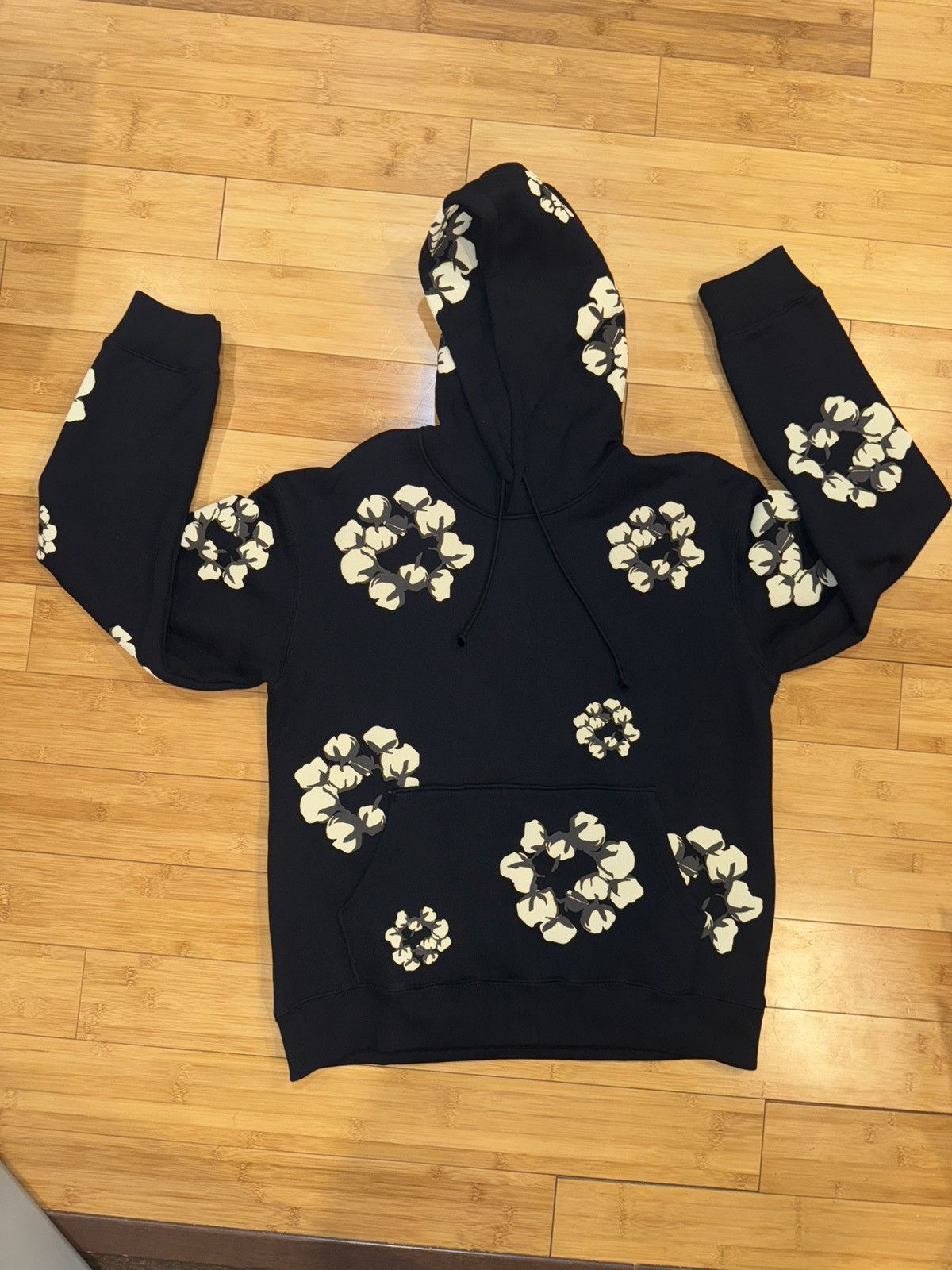 Cactus Plant Flea Market × DENIM TEARS Denim Tears x CPFM Cactus Tears Wreath Hoodie - Size Large Size US L / EU 52-54 / 3 - 2 Thumbnail