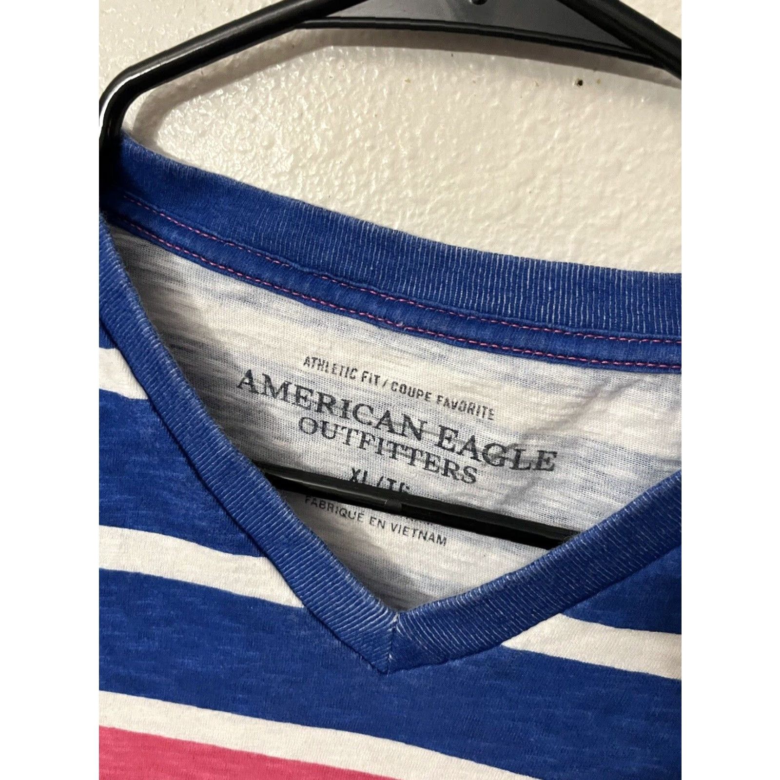 American Eagle Outfitters AMERICAN EAGLE OUTFITTERS V-Neck Stripe Shirt Blue Men's Short Sleeve Size XL Size US XL / EU 56 / 4 - 2 Thumbnail