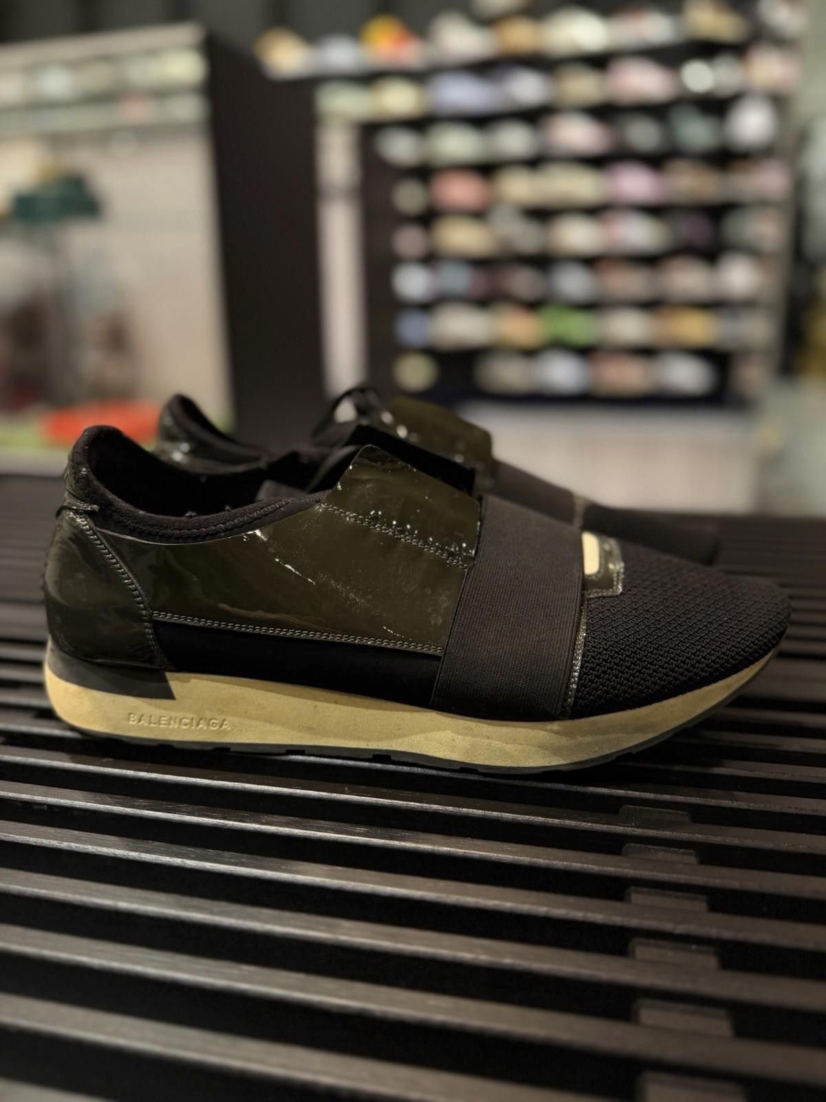 Balenciaga BALENCIAGA Race Runner Green/Blue Color Authentic 44EU/11US Size US 12 / EU 45 - 3 Thumbnail