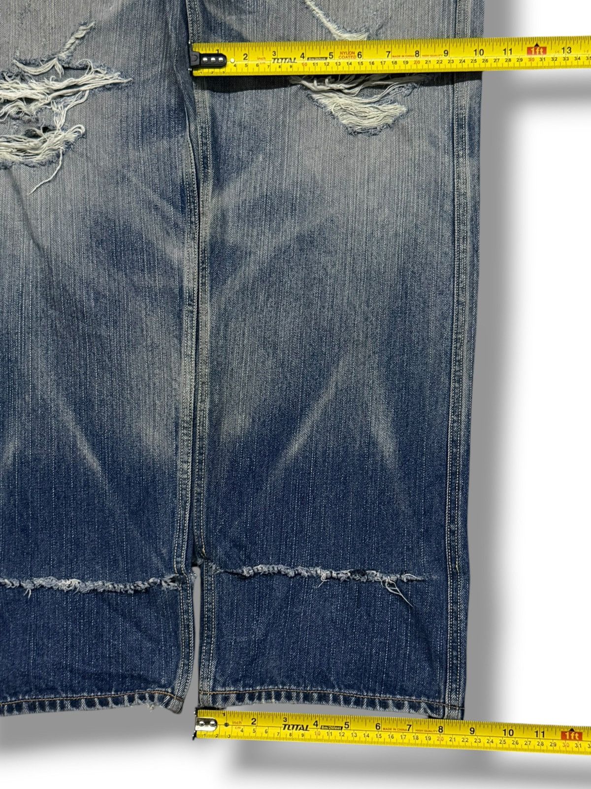 Levi's Vintage Levi’s 703 Distressed Denim Jeans | Vintage Fade W36 Size US 36 / EU 52 - 18 Thumbnail