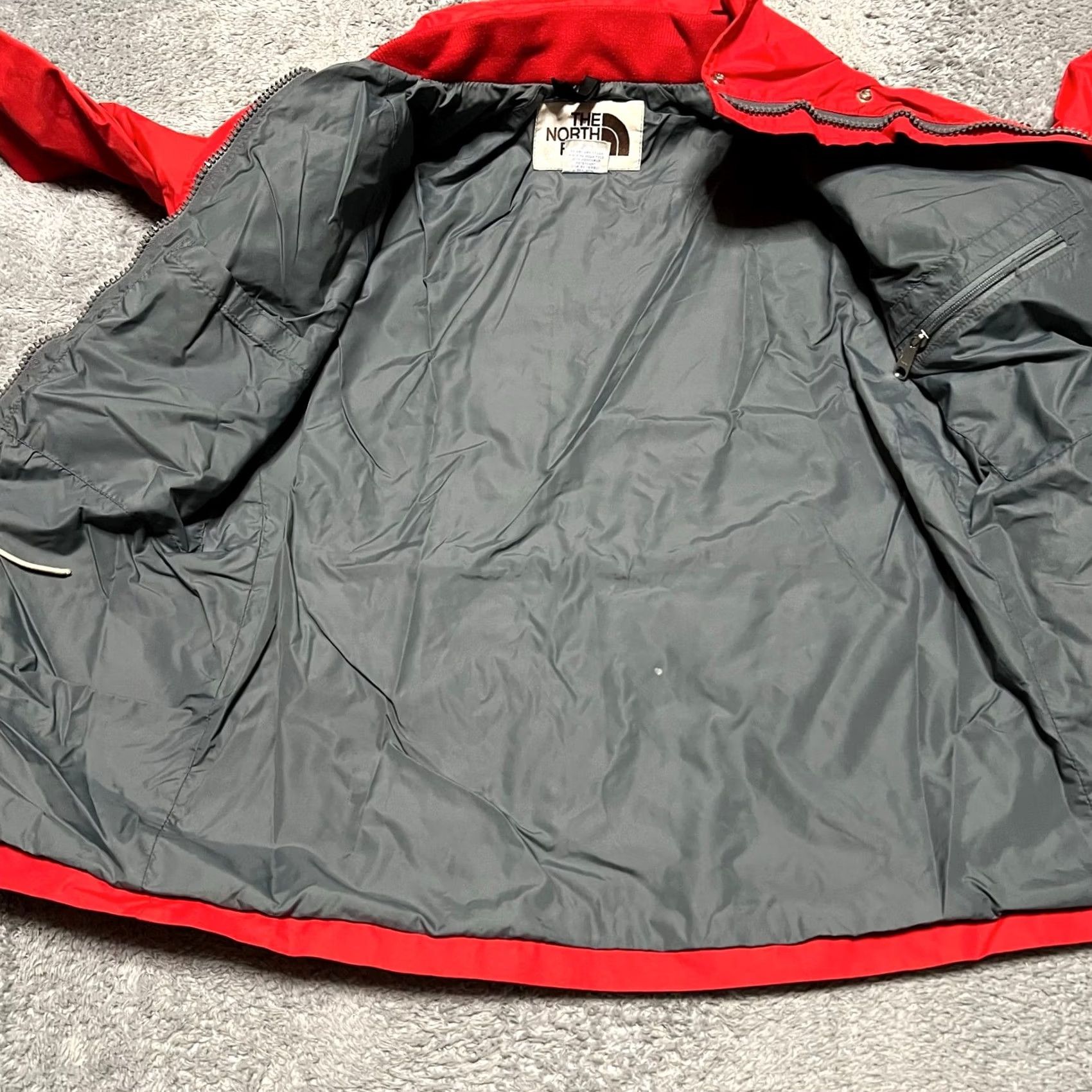 The North Face VINTAGE The North Face Coat Womens Small Red Ski Goretex Jacket Womens Small Red Ski Goretex Jacket Size S / US 4 / IT 40 - 6 Thumbnail