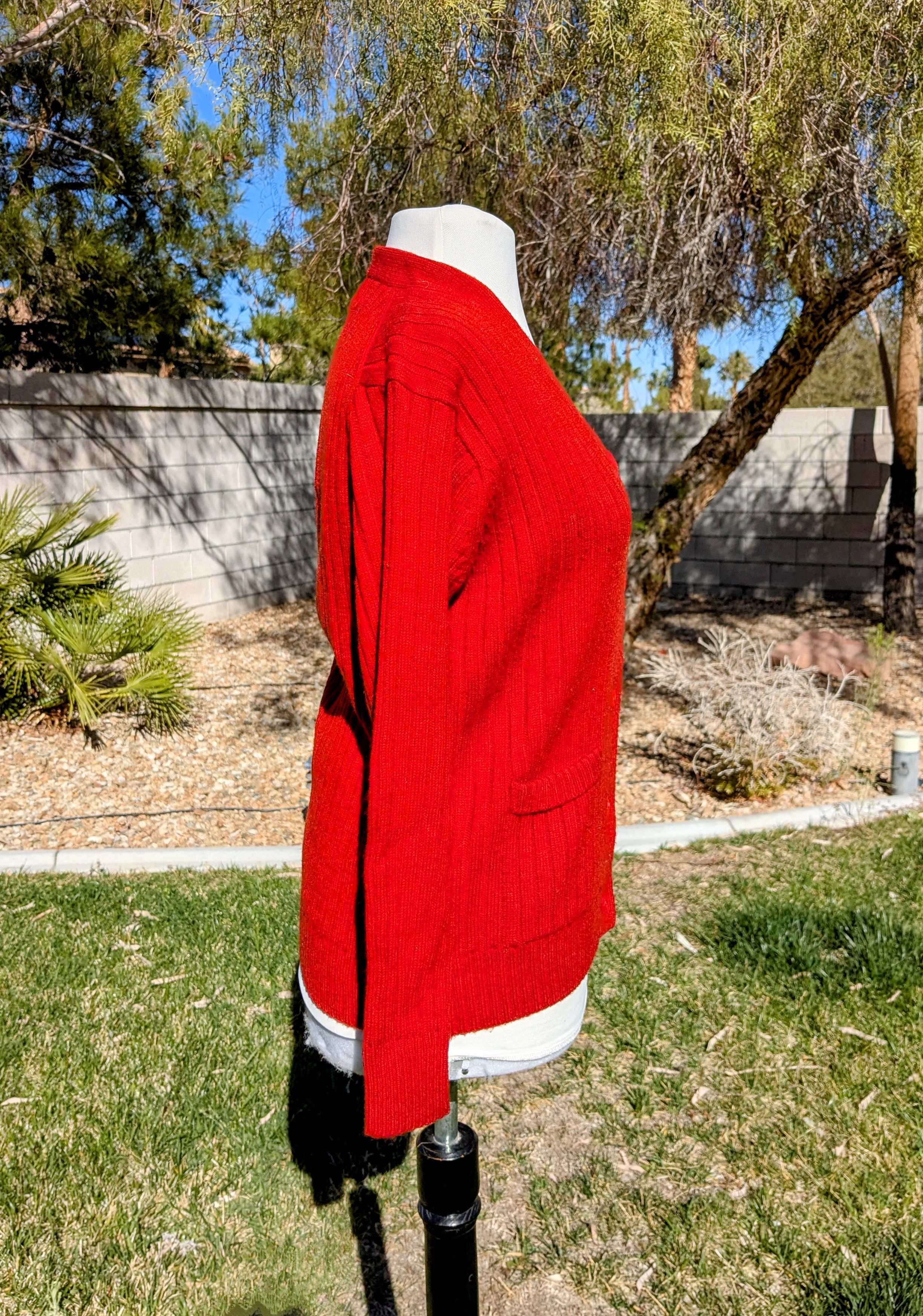 Vintage Vintage 1970s Grand Knitwear 100% Acrylic Cardigan Sweater Size M / US 6-8 / IT 42-44 - 4 Thumbnail