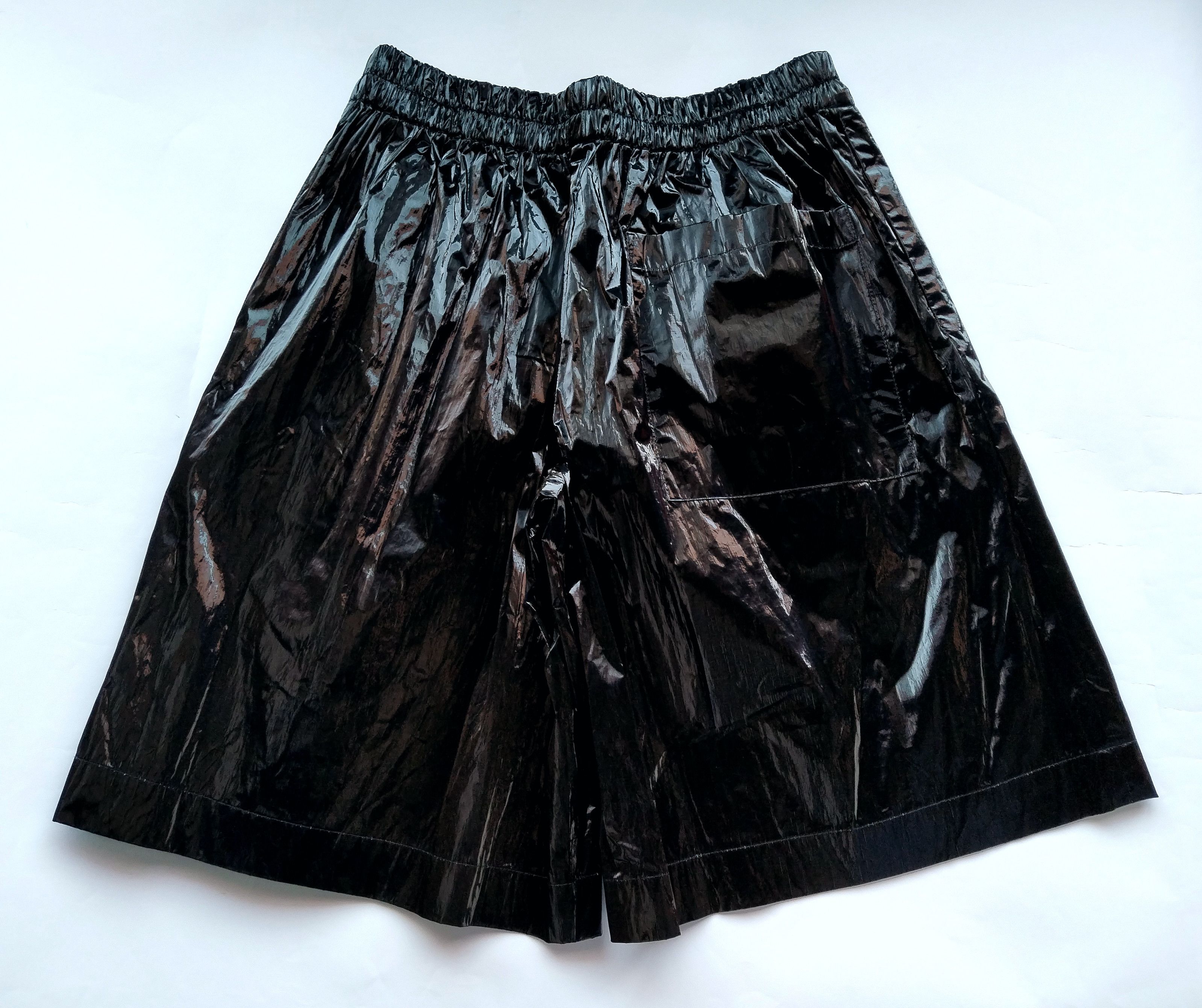 Dries Van Noten Tyvek® coated long shorts Size 25" / US 0 / IT 36 - 2 Thumbnail