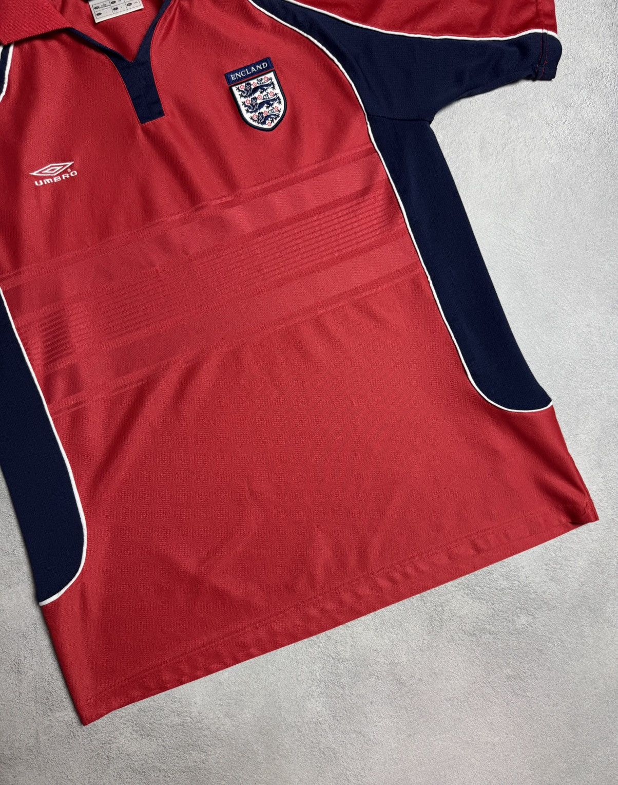Umbro England 2000 2001 Training Shirt Soccer Jersey Umbro Vintage Size US L / EU 52-54 / 3 - 4 Thumbnail