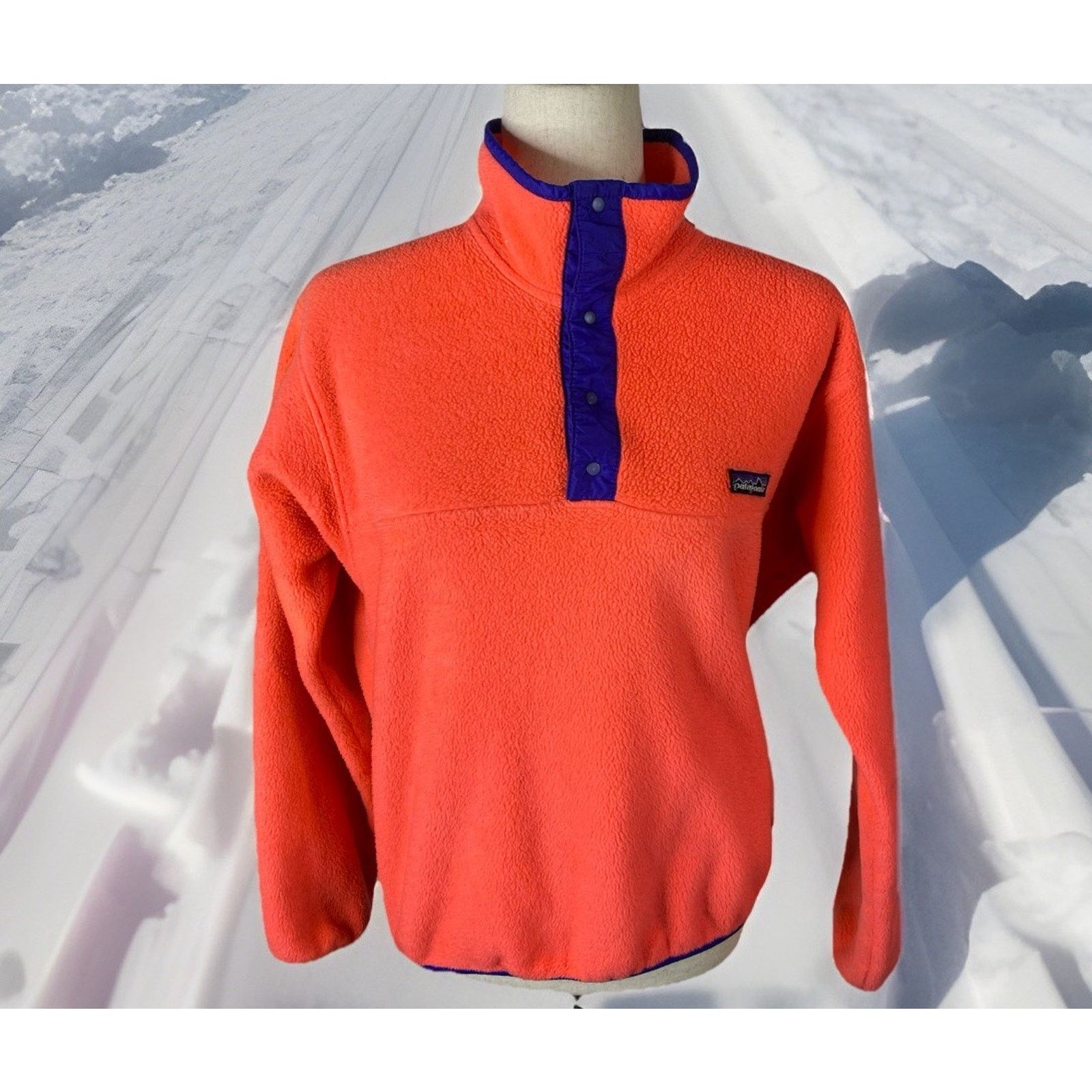 Patagonia Patagonia Micro D Snap T Pullover Tangerine Orange Small EUC Size S / US 4 / IT 40 - 1 Thumbnail