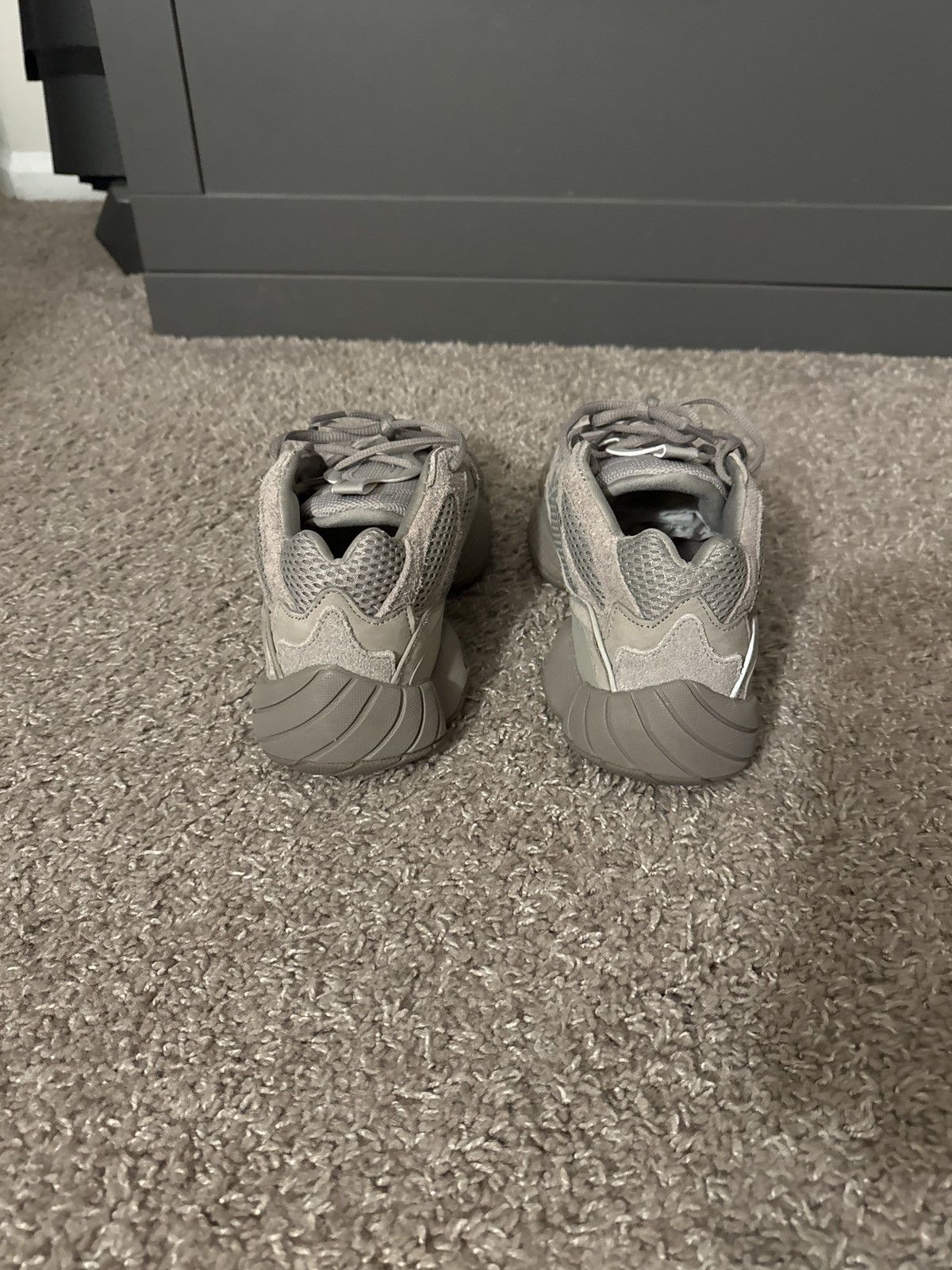 Adidas × Yeezy Yeezy 500 Size US 10 / EU 43 - 2 Thumbnail