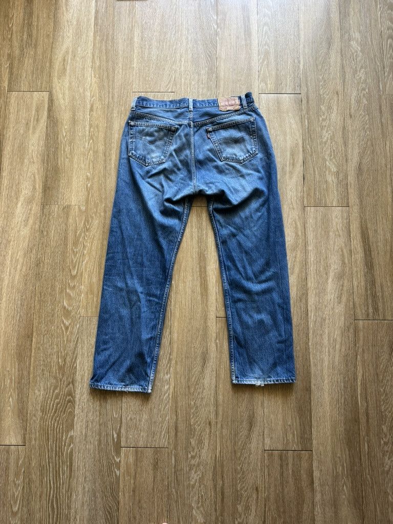 Levi's Vintage Levi's Men's Blue Jeans Size US 36 / EU 52 - 2 Thumbnail