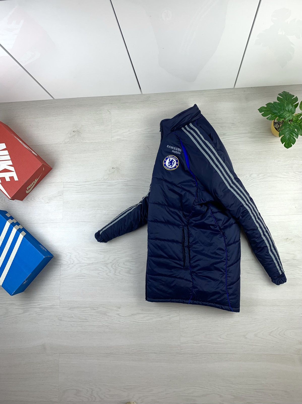 Vintage Adidas CHELSEA FC 2006 Vintage Winter Jacket Size M Size US M / EU 48-50 / 2 - 7 Thumbnail