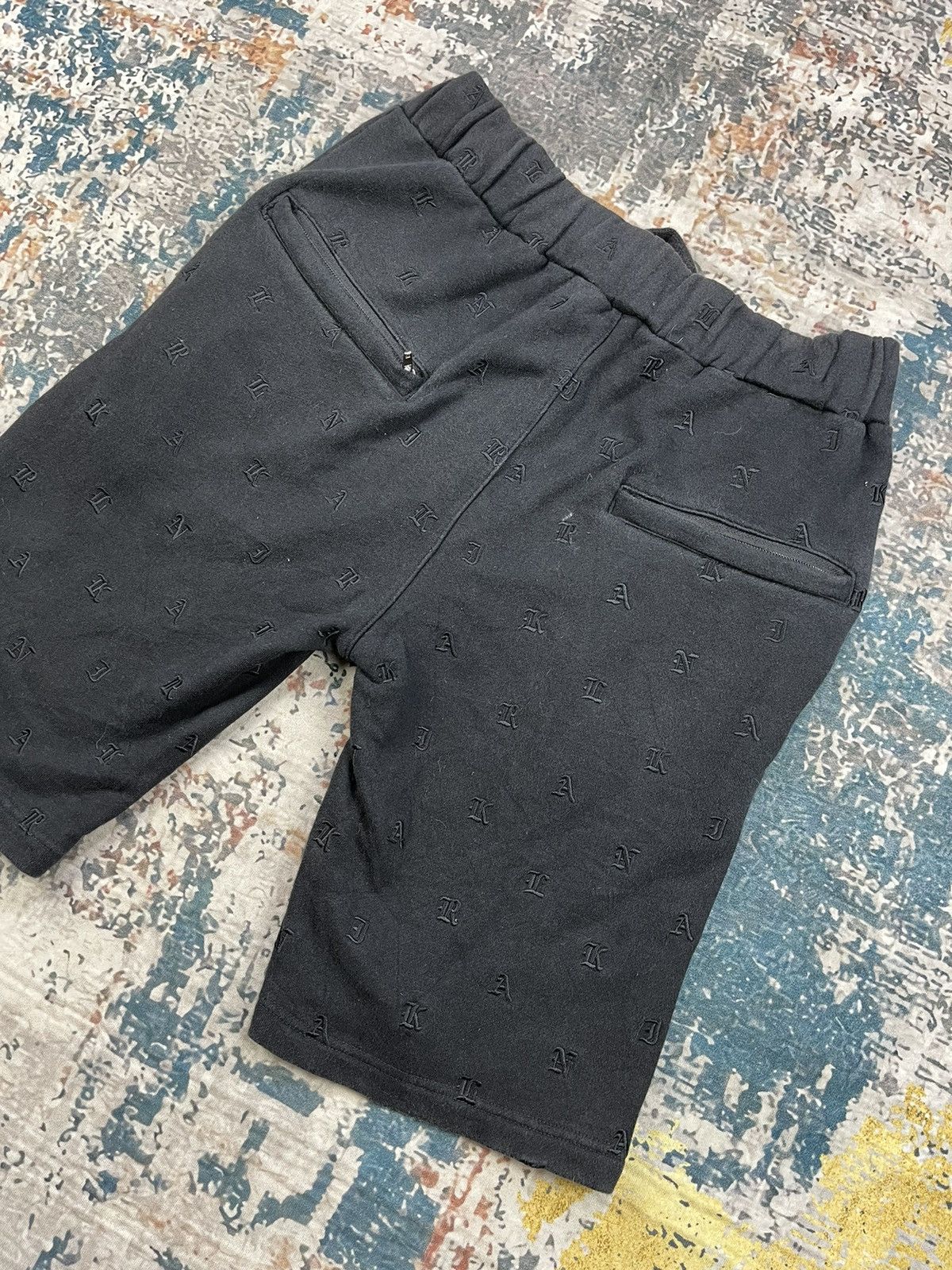 Karl Kani Karl Kani Short Sweat With All Over Micro Embroidery Size US 30 / EU 46 - 5 Thumbnail