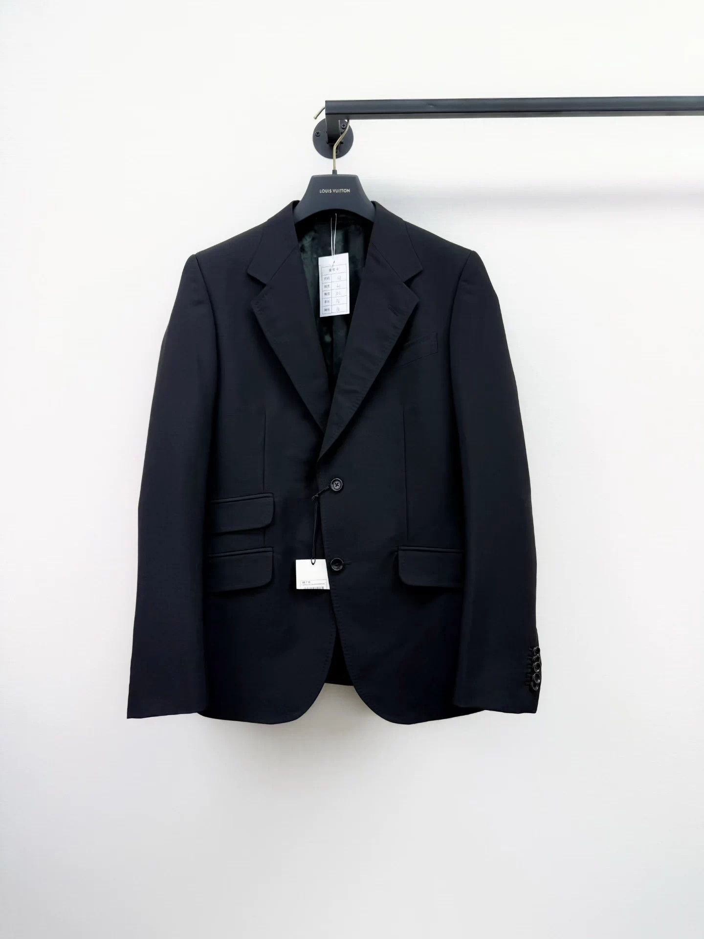 Gucci Gucci Black Suit Jacket 48 NWT Size 48R - 1 Thumbnail