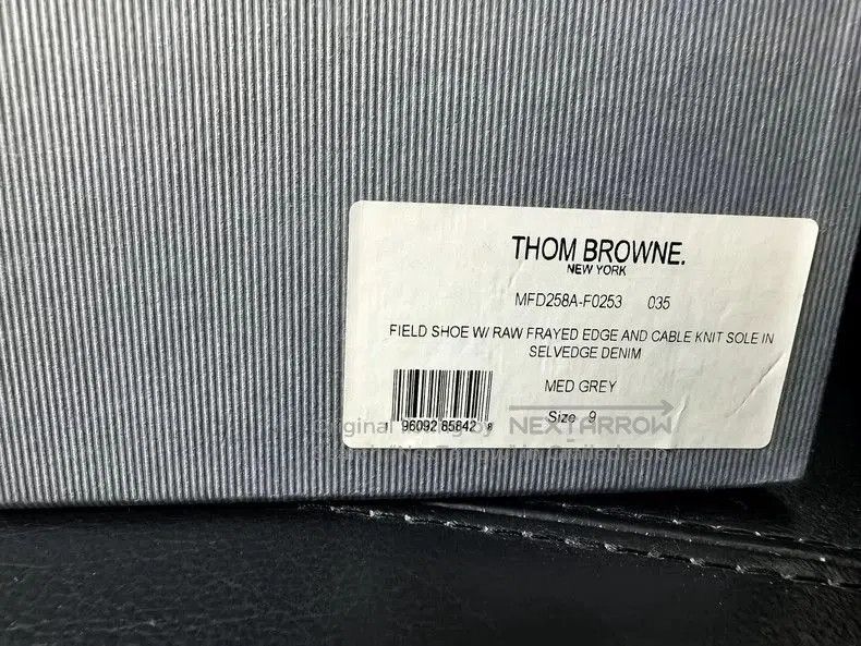 Thom Browne THOM BROWNE Men's Gray Lace-Up Sneakers. Size US 10.5 / EU 43-44 - 8 Thumbnail
