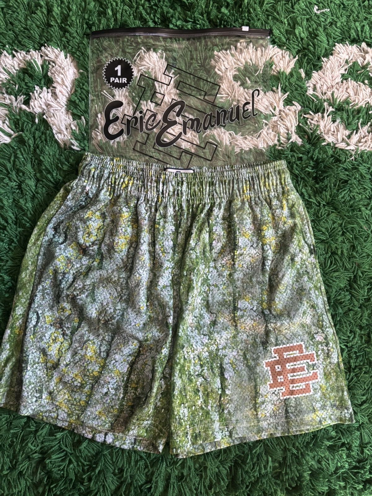 Eric Emanuel Eric Emanuel Camo woods shorts Size US 34 / EU 50 - 1 Thumbnail