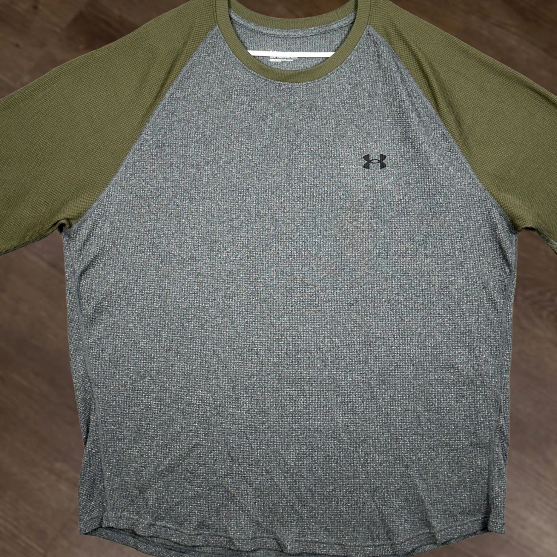 Under Armour Under Armour T-Shirt Men 3XL Grey Olive Green Loose Fit Thermal Colorblock Waffle Knit Raglan Sleeve Crew Neck Casual Activewear Size US XXL / EU 58 / 5 - 1 Thumbnail