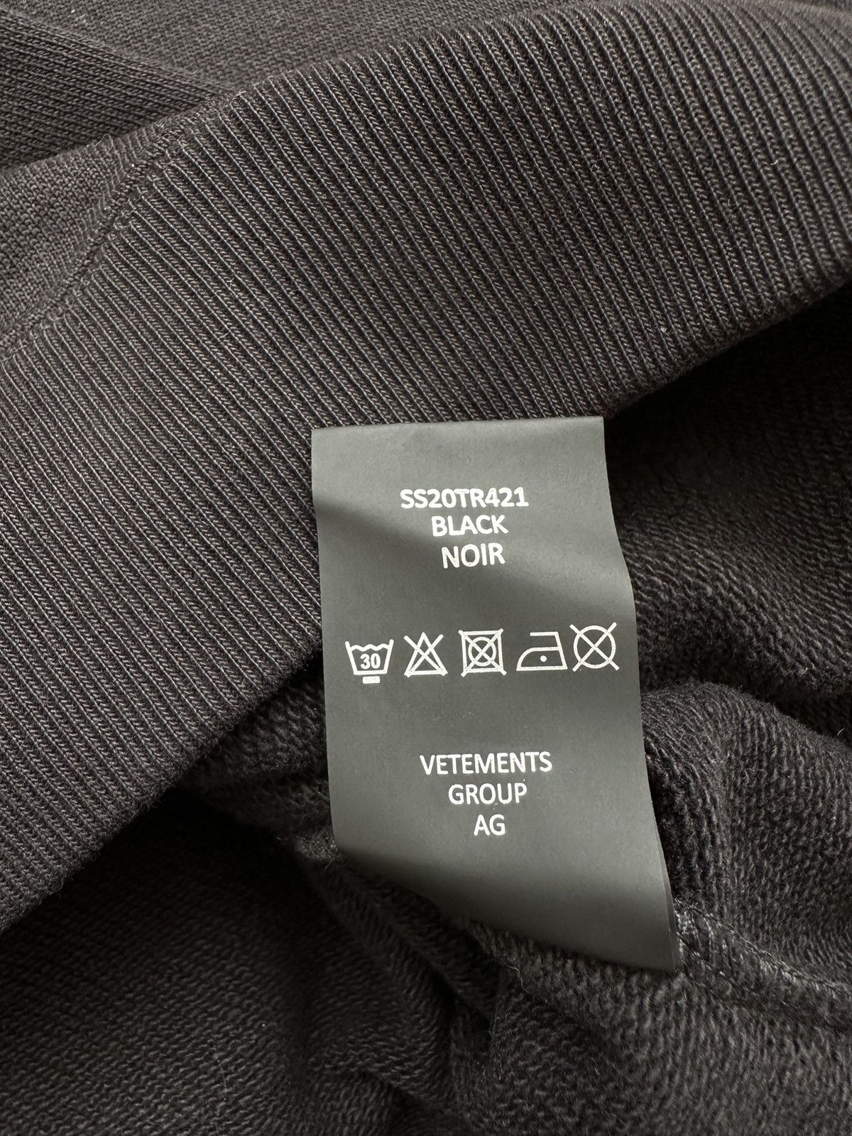 Vetements Vetements bling bling crystal Size US M / EU 48-50 / 2 - 5 Thumbnail