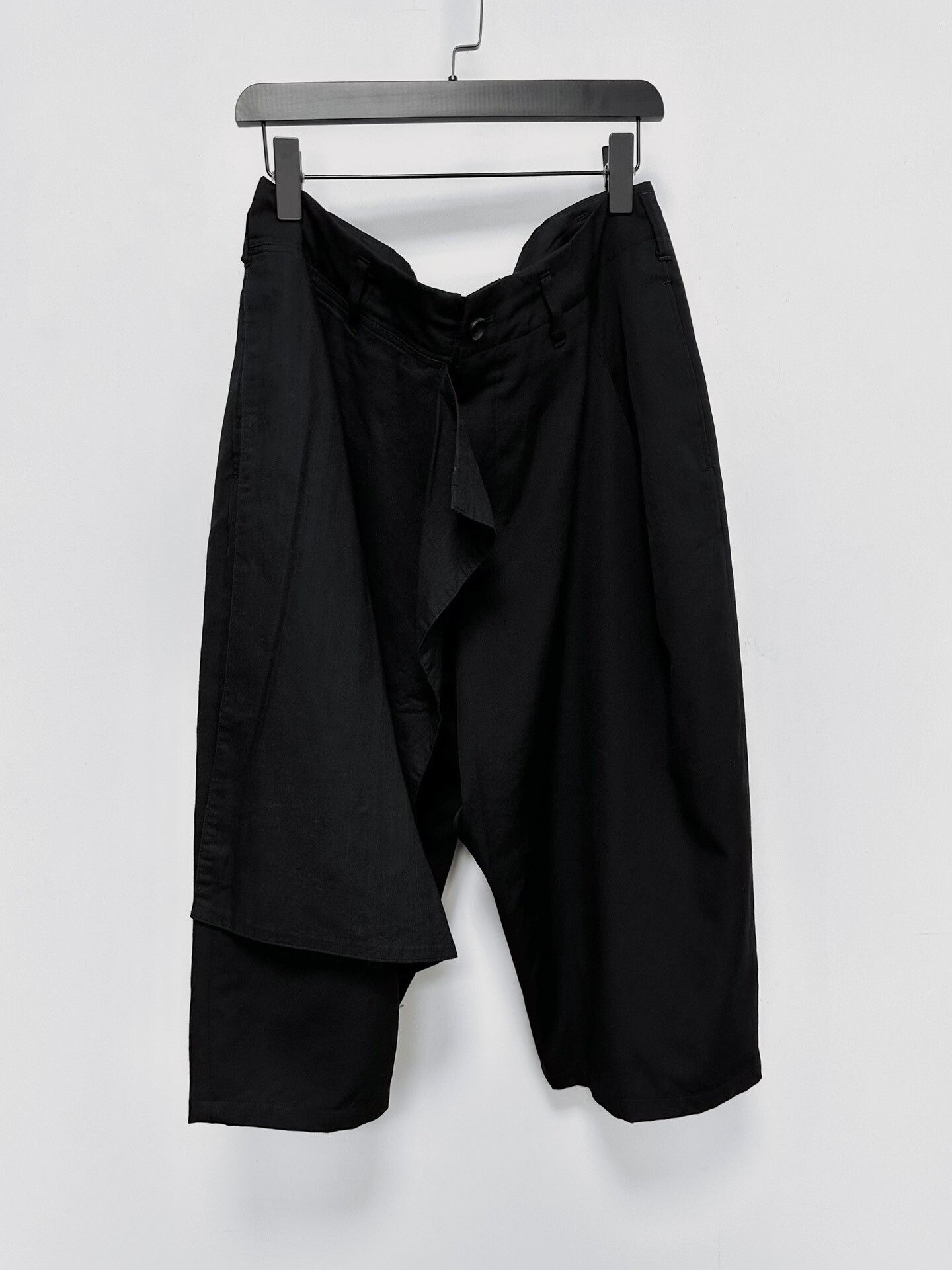 Yohji Yamamoto Yohji Yamamoto 17ss Asymmetric Pants Size US 31 - 1 Thumbnail