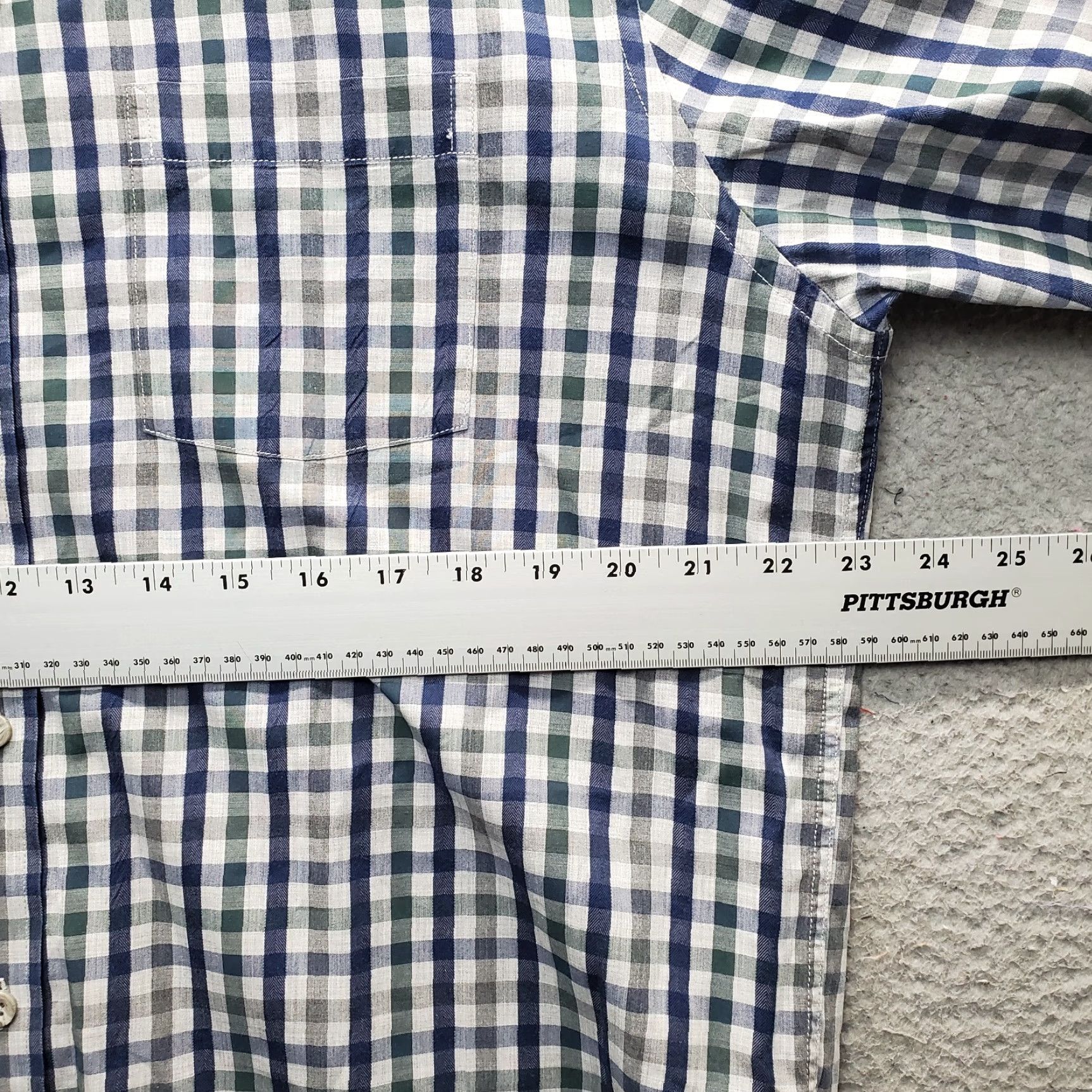 Johnston & Murphy Johnston & Murphy Shirt Mens L Multi Plaid Button-Down Chest Pocket Casual, Travel, Breathable, 100% Cotton, Regular Fit, Plaid, Long Sleeve Size US L / EU 52-54 / 3 - 4 Thumbnail