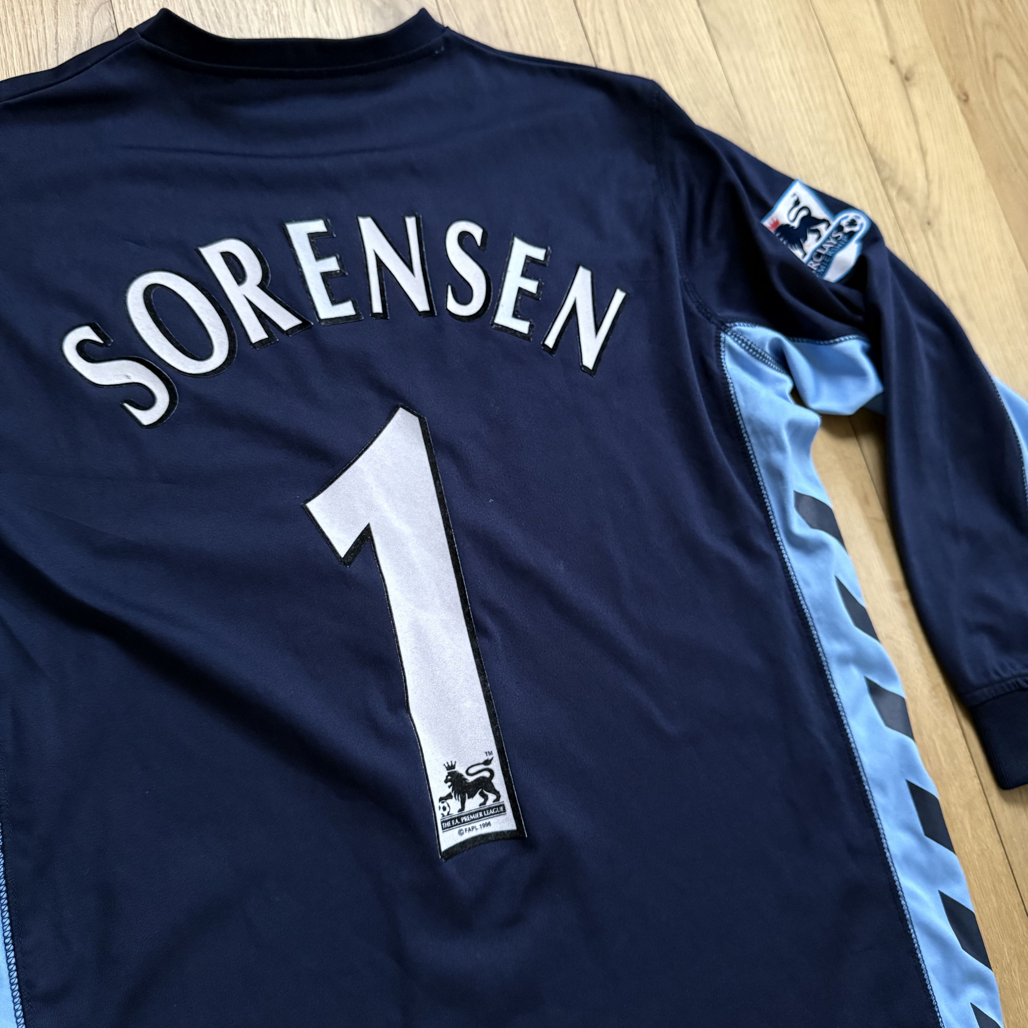 Hummel Thomas Sorensen Aston Villa 2005 Away Football Shirt XS Size US XS / EU 42 / 0 - 2 Thumbnail