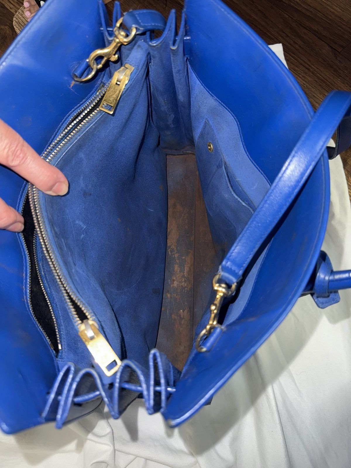 Yves Saint Laurent YSL SAC DE JOUR Bag/Tote Size ONE SIZE - 6 Thumbnail
