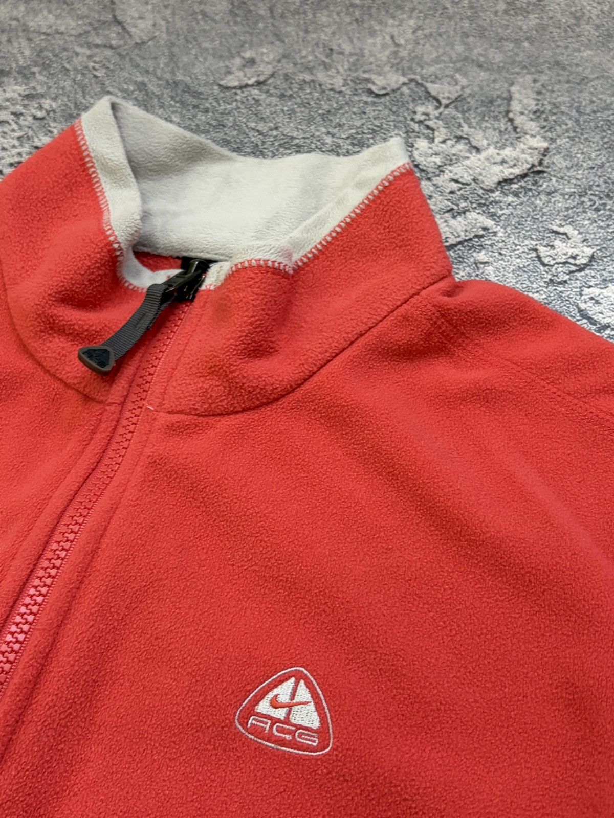 Nike ACG Vintage Nike ACG Therma-Fit Fleece Jacket Red Grey Y2K M Size M / US 6-8 / IT 42-44 - 7 Thumbnail