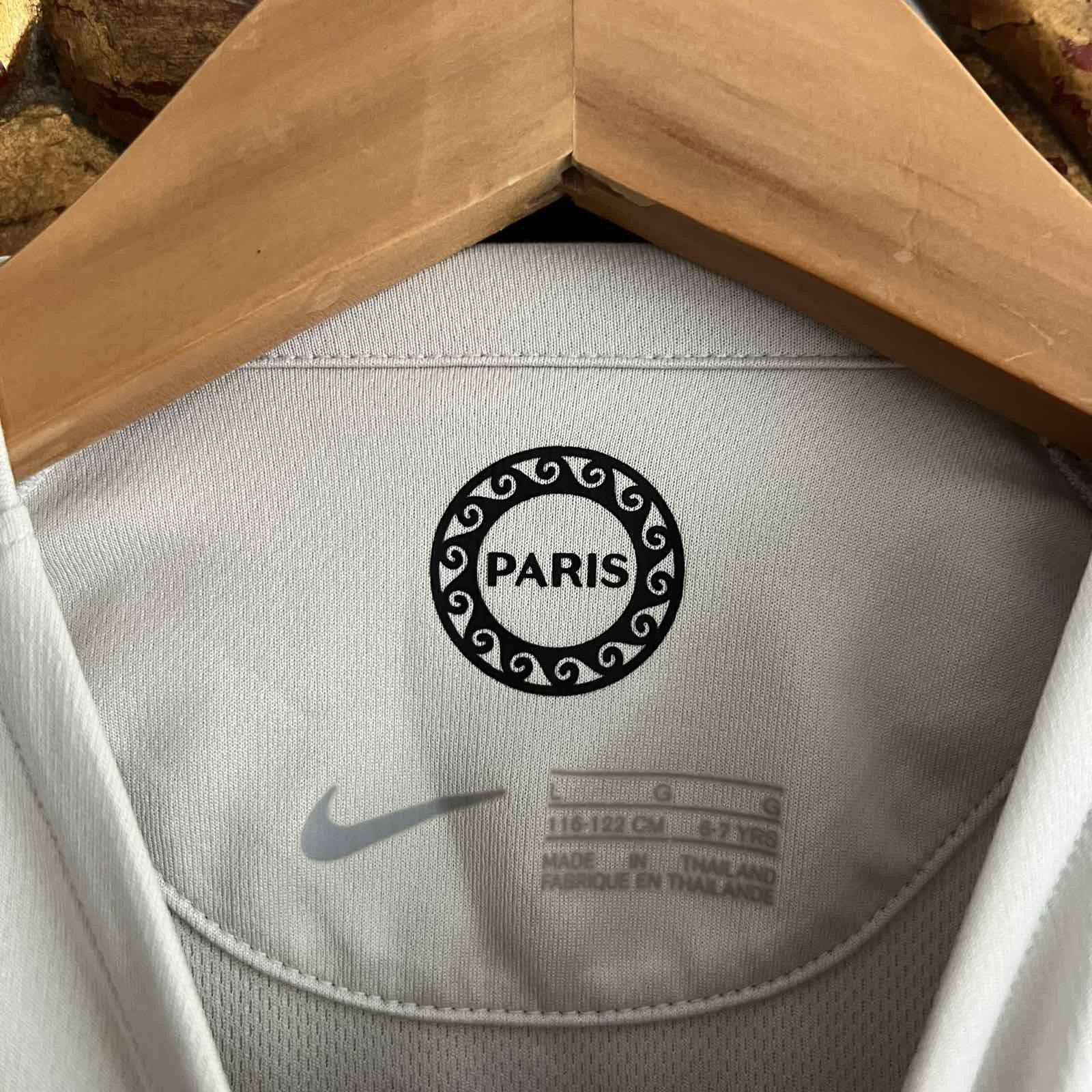 Nike PSG Paris Saint Germain Nike Neymar Jersey Sz YL 6-7YERS Size US XXS / EU 40 - 4 Thumbnail