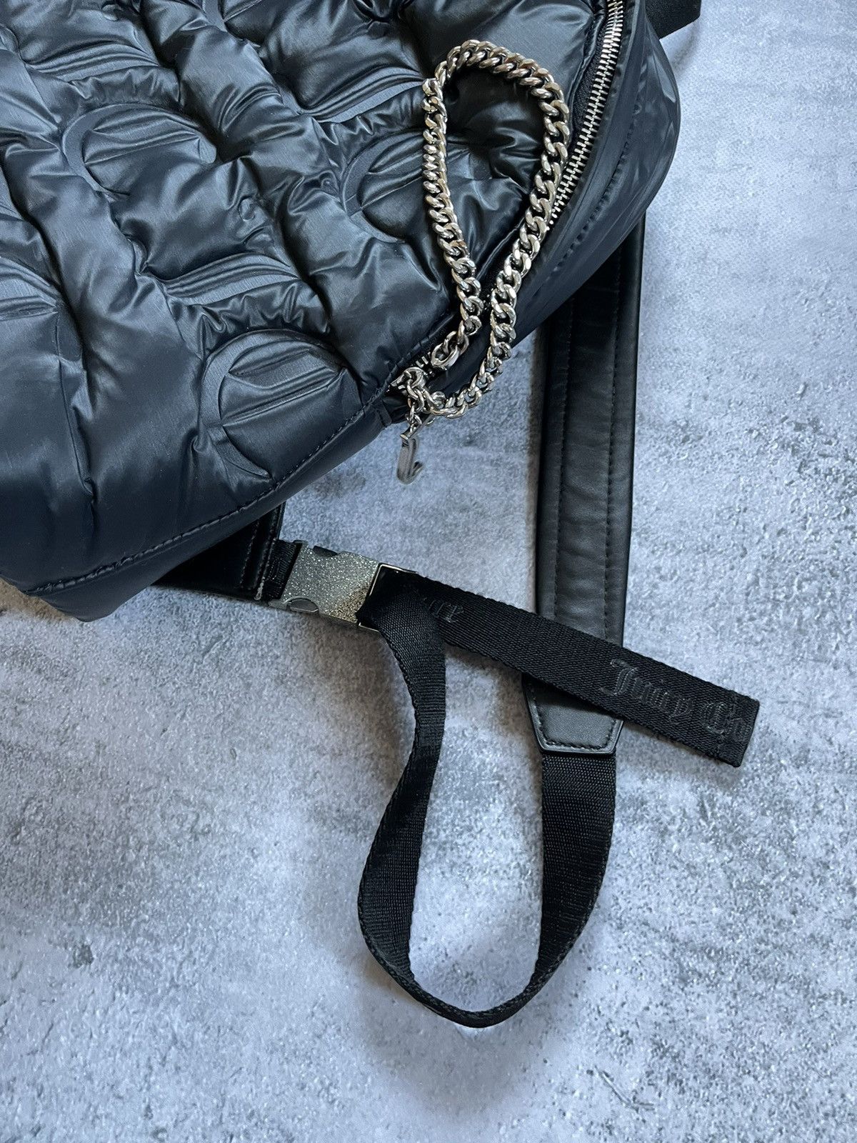 Juicy Couture Crazy Luxury Juicy Couture Big Logo Y2k Puffer  display picture 2