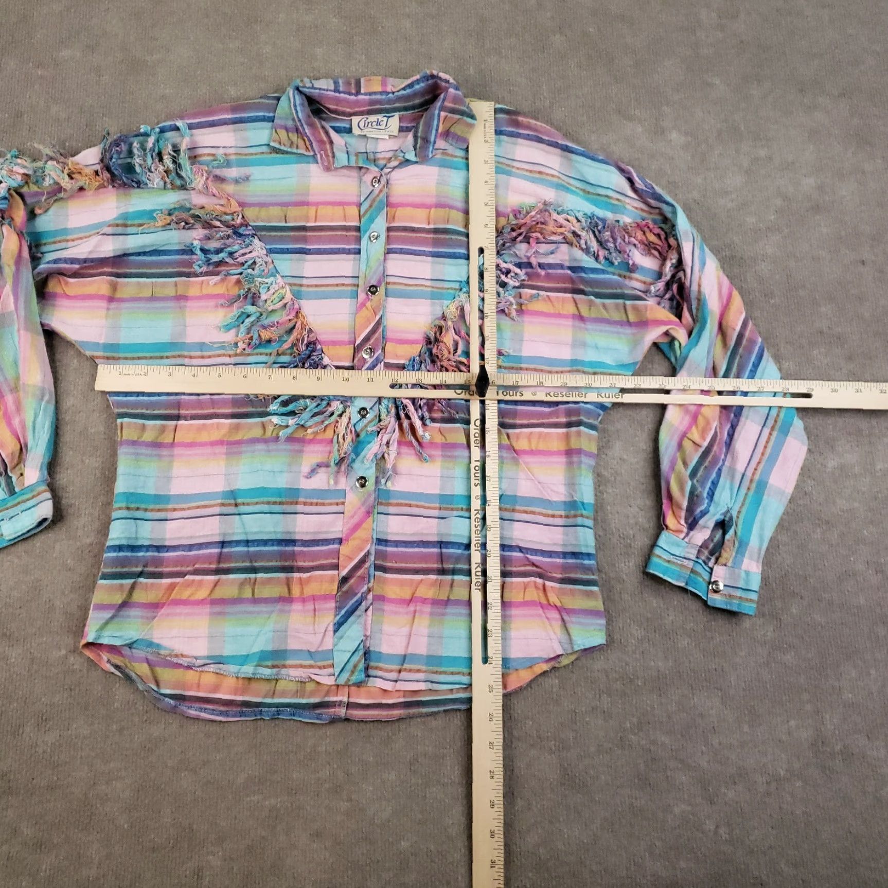 Vintage Vtg Circle T Button Up Shirt Womens Large Blue Pink Plaid Western Fringe Size L / US 10 / IT 46 - 2 Thumbnail