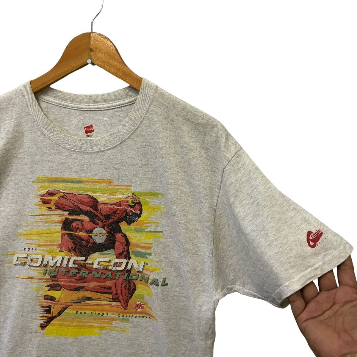 Vintage The Flash Character Graphic Printed Tshirt Size US L / EU 52-54 / 3 - 4 Thumbnail