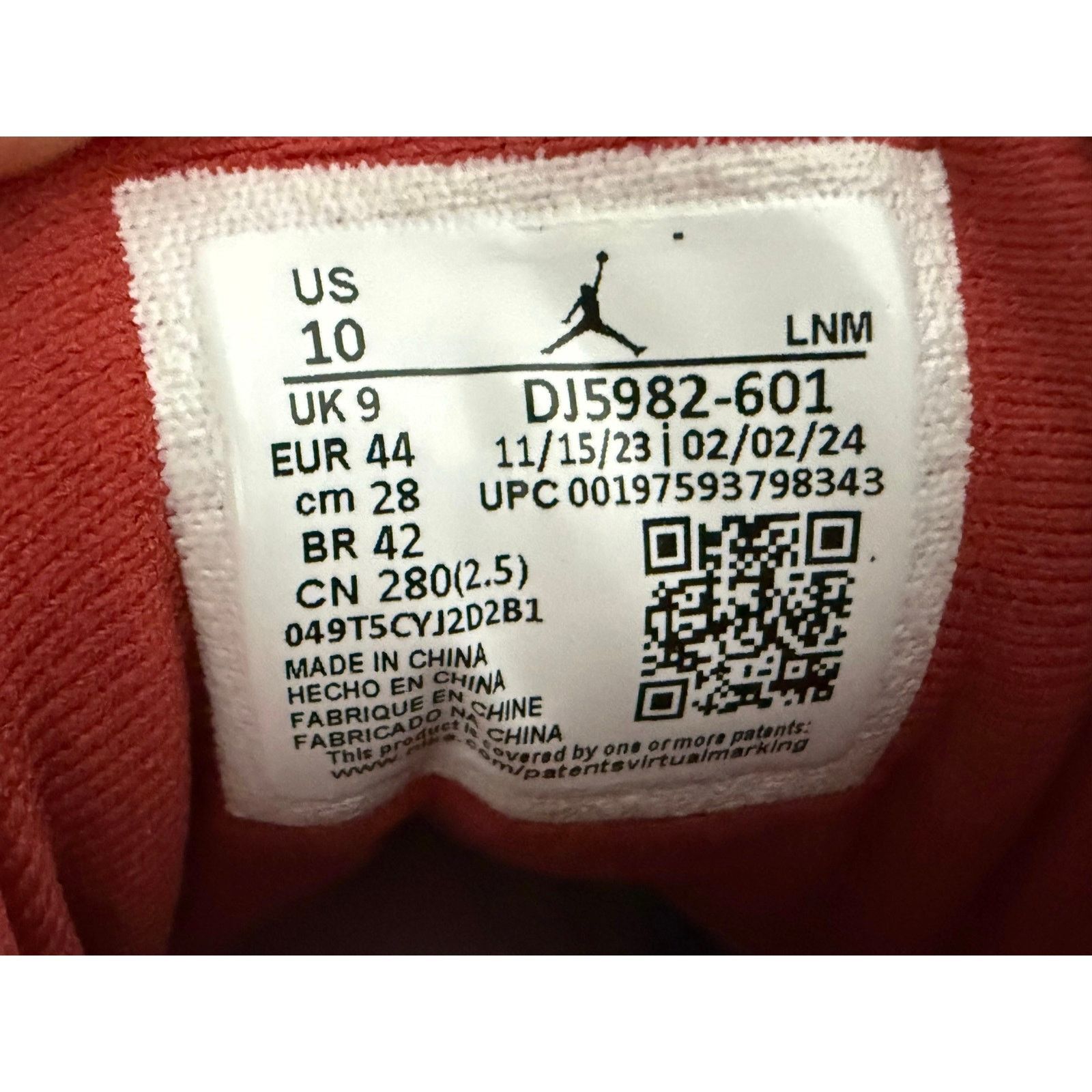 Jordan Brand Jordan 13 Retro Dune Red Size 10 DJ5982-601 DS Size US 10 / EU 43 - 5 Thumbnail