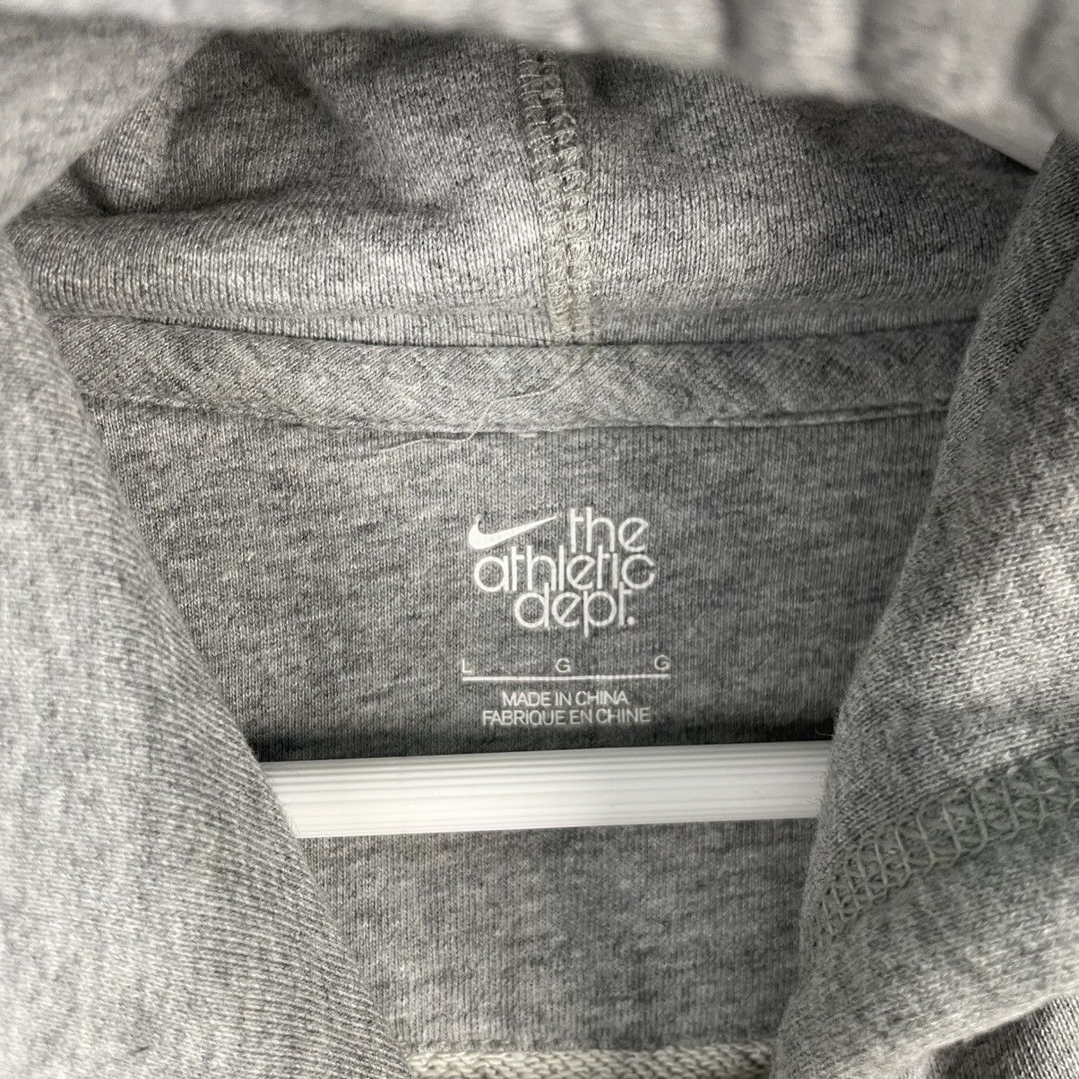 Designer × Vintage vintage Hoodie/sweater Nike the athletic Swoosh - Size US M / EU 48-50 / 2 - 8 Thumbnail