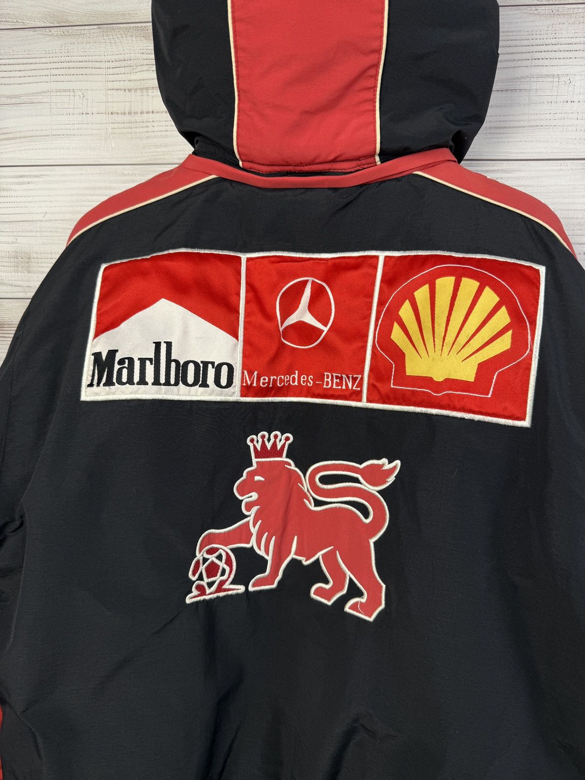 Mercedes-Benz Vintage Racing Mercedes-Benz Jacket Malboro Shell Red Bull Size US M / EU 48-50 / 2 - 19 Thumbnail