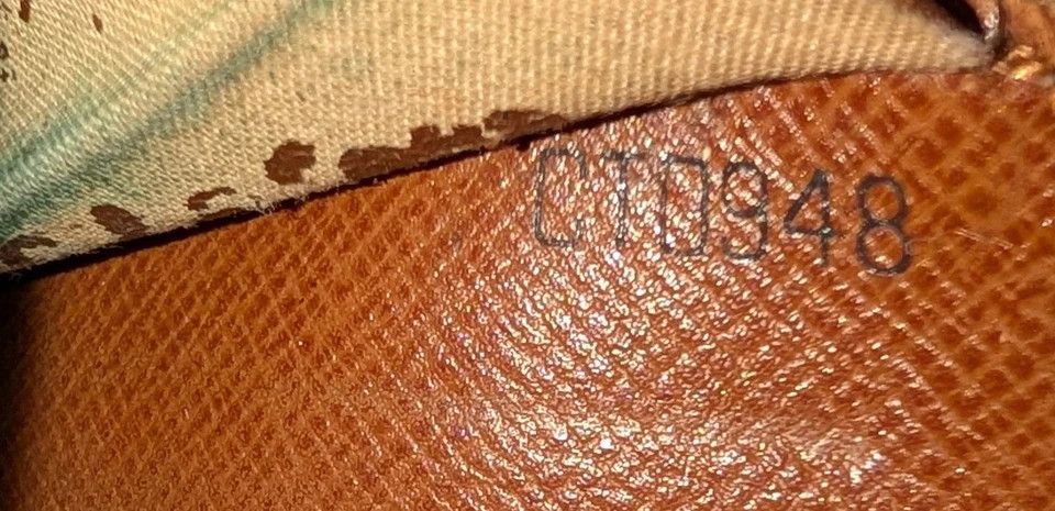 Louis Vuitton Louis Vuitton Monogram Porte Monnaie Gousset Wallet CT0948 Size ONE SIZE - 6 Thumbnail