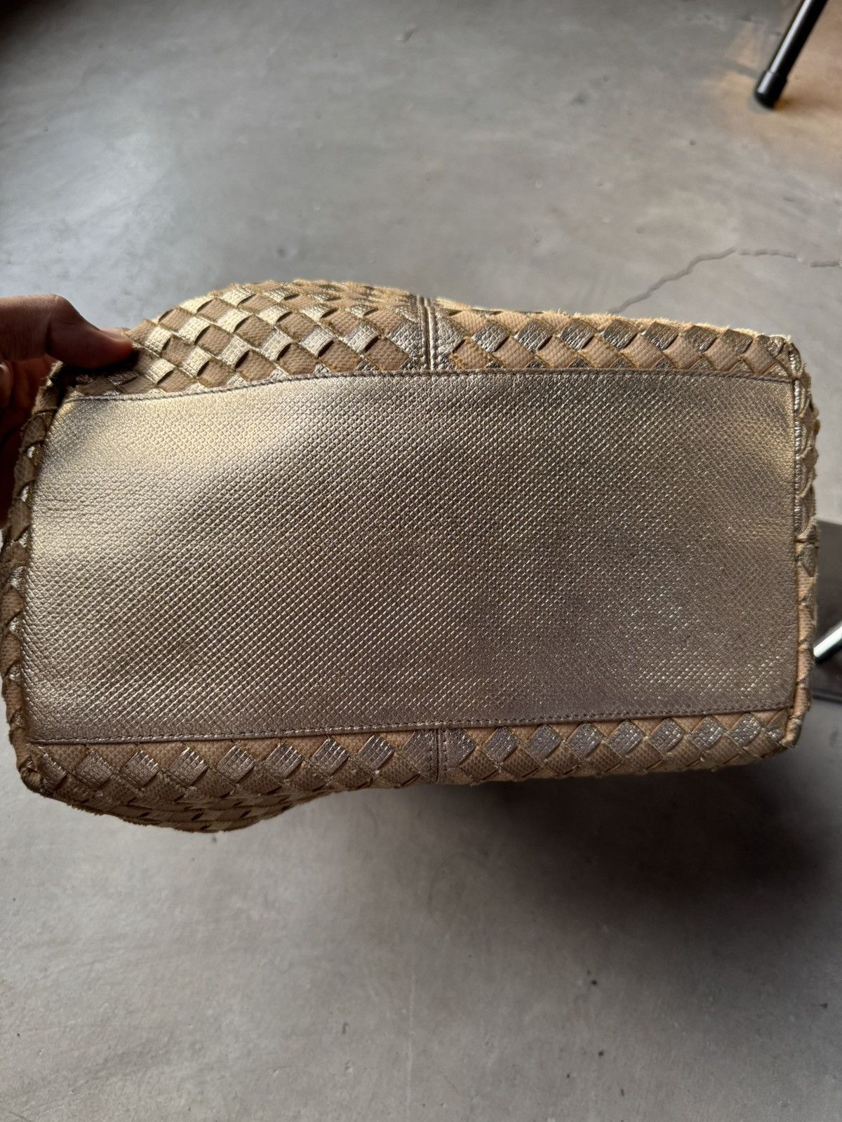Bottega Veneta BOTTEGA VENETA Woven Metallic Tote Gold Size ONE SIZE - 7 Thumbnail