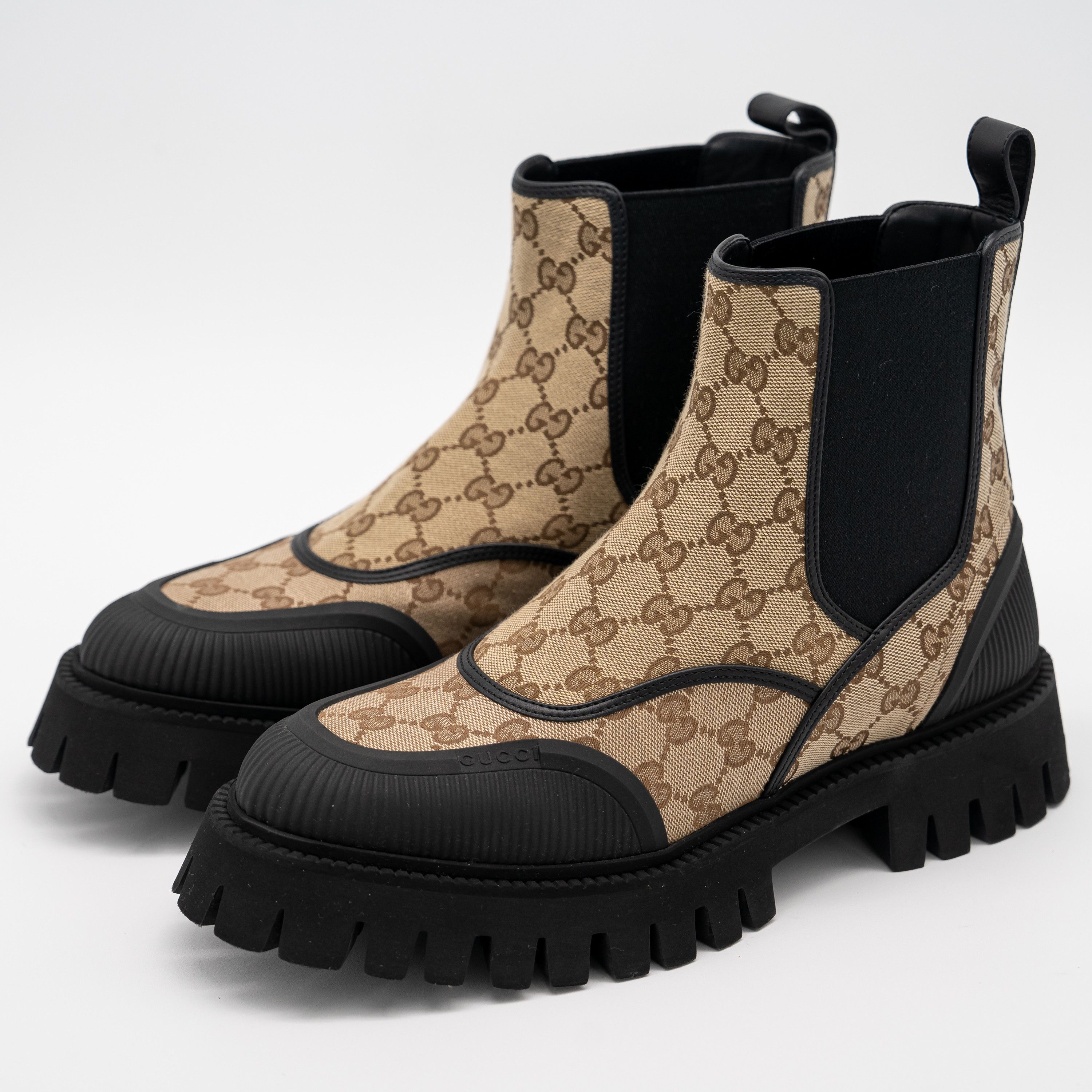 Gucci 13.5 us Gucci Chelsea GG Black Leather Pull On Boots  display picture 3